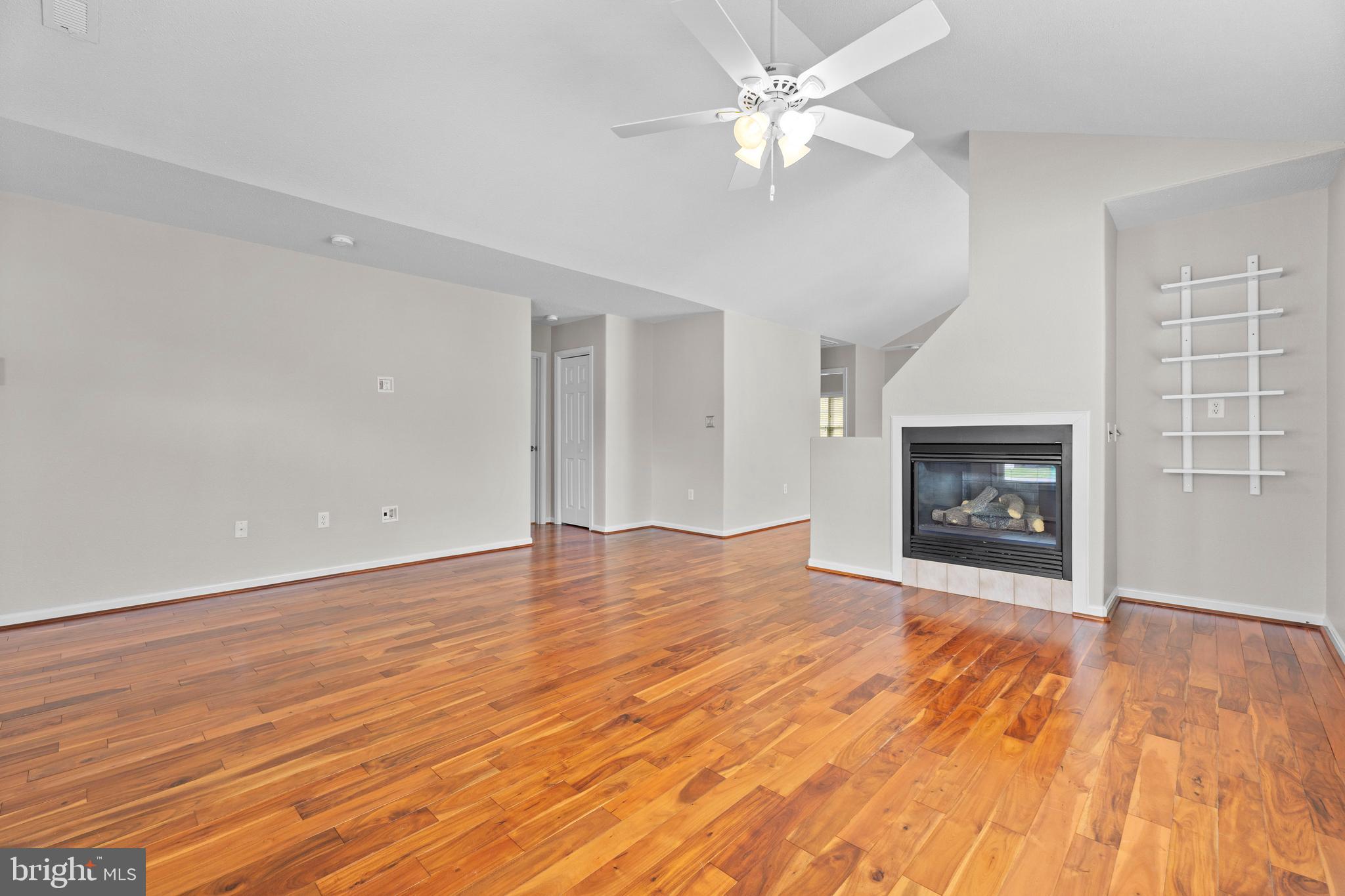 WOODLAND PARK - Residential