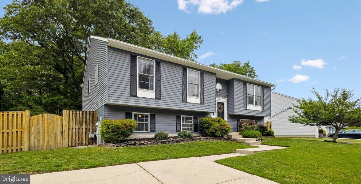 SANDY OAKS - Residential