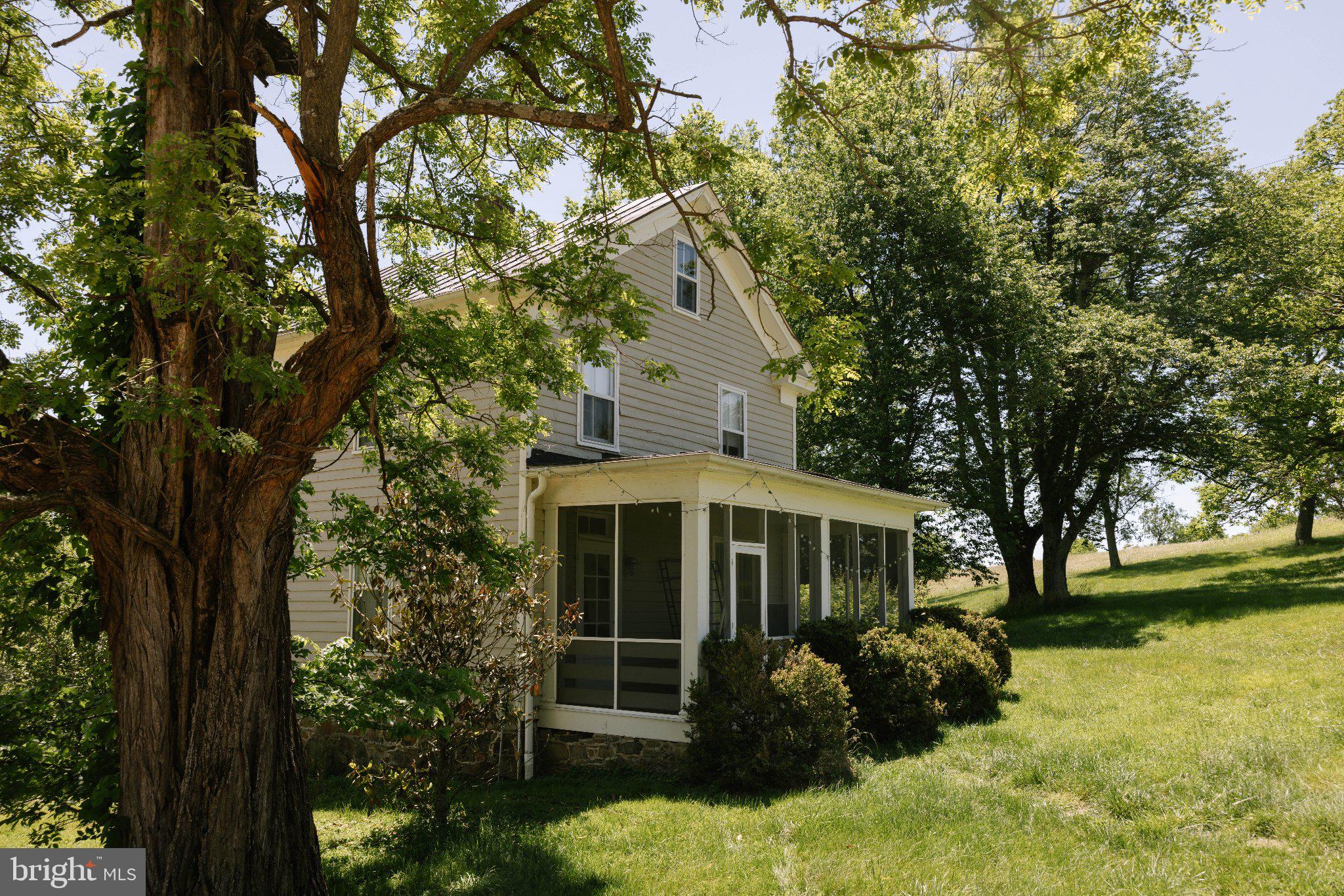 LINCOLN - Farm