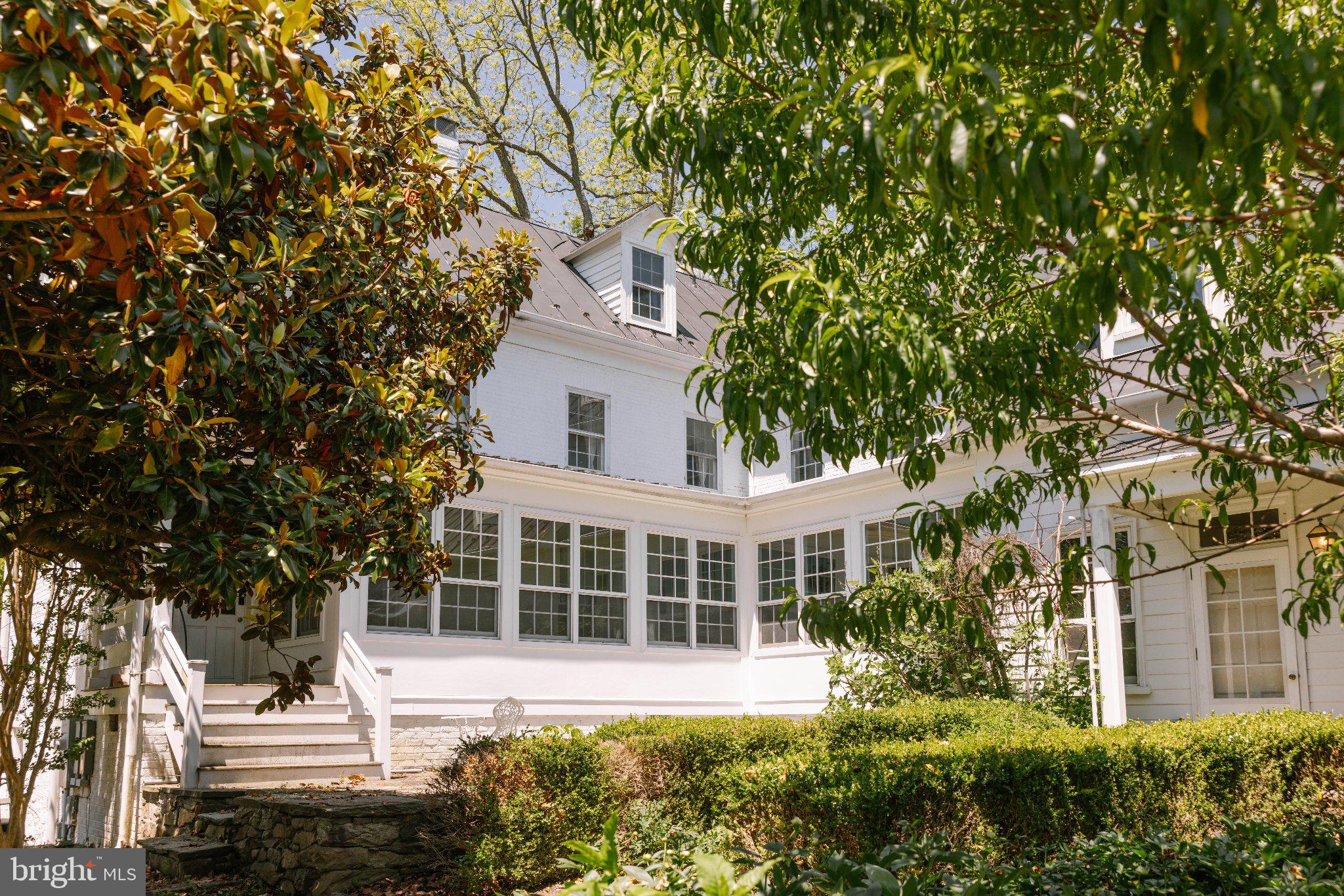 LINCOLN - Farm