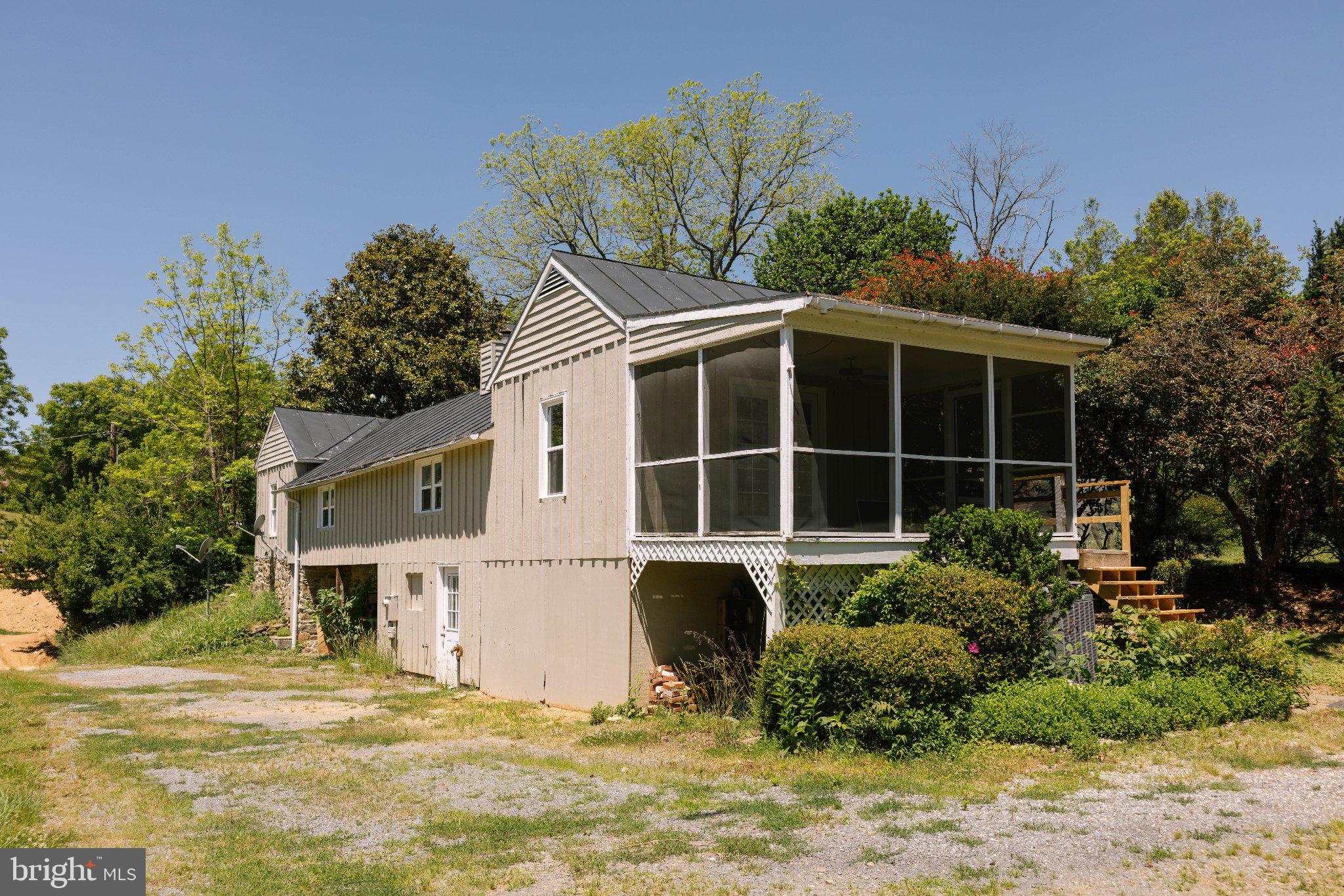 LINCOLN - Farm