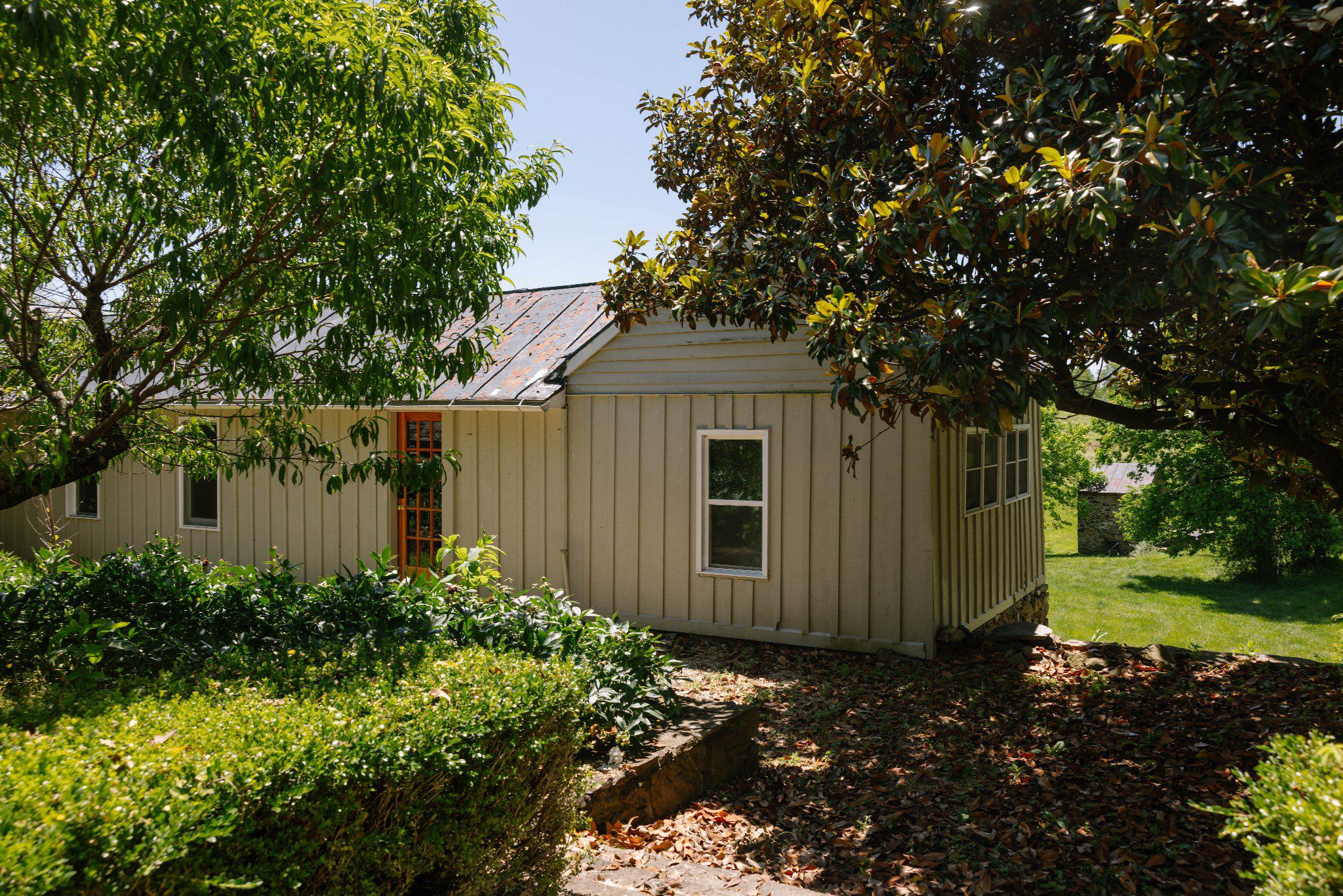LINCOLN - Farm