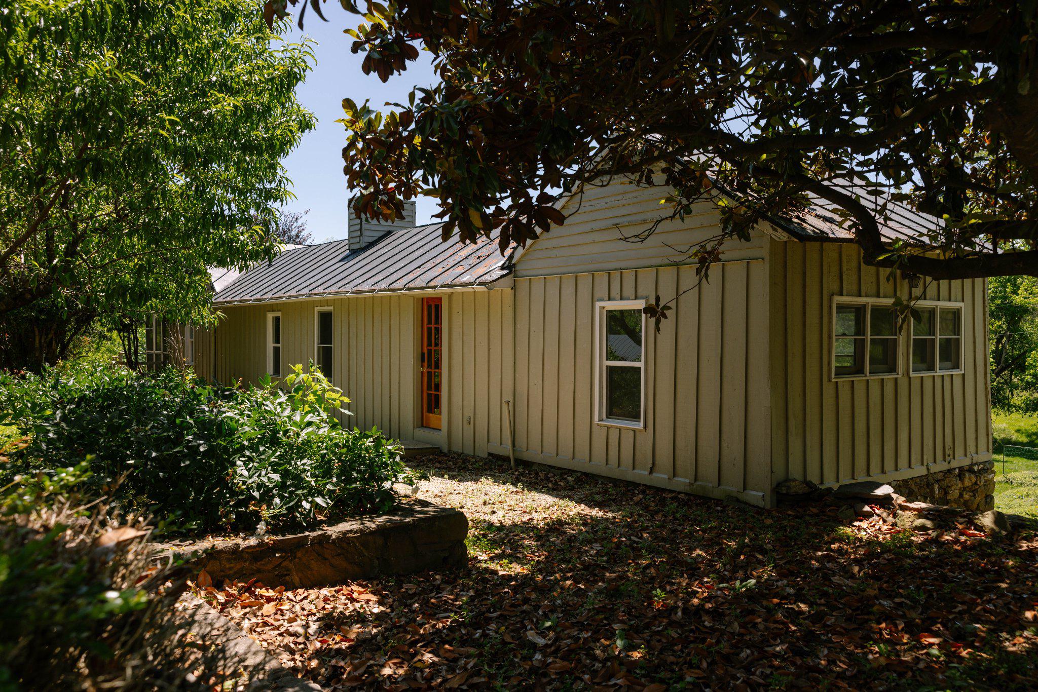 LINCOLN - Farm