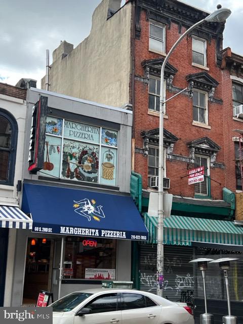 PENN'S LANDING - Commercial Sale