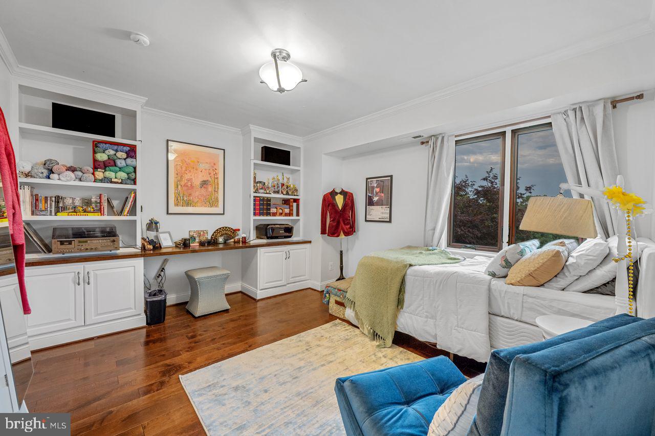 ARDEN VALLEY - Residential