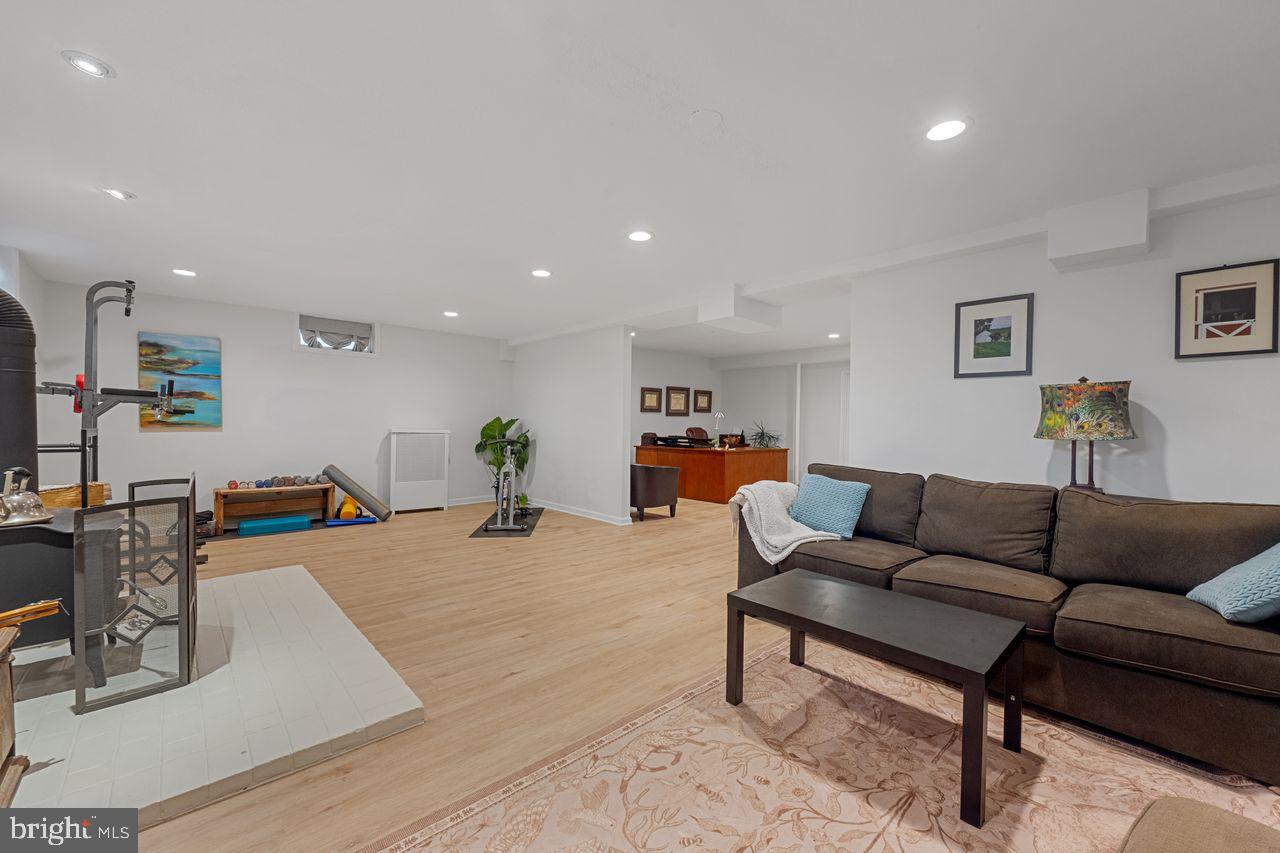 ARDEN VALLEY - Residential