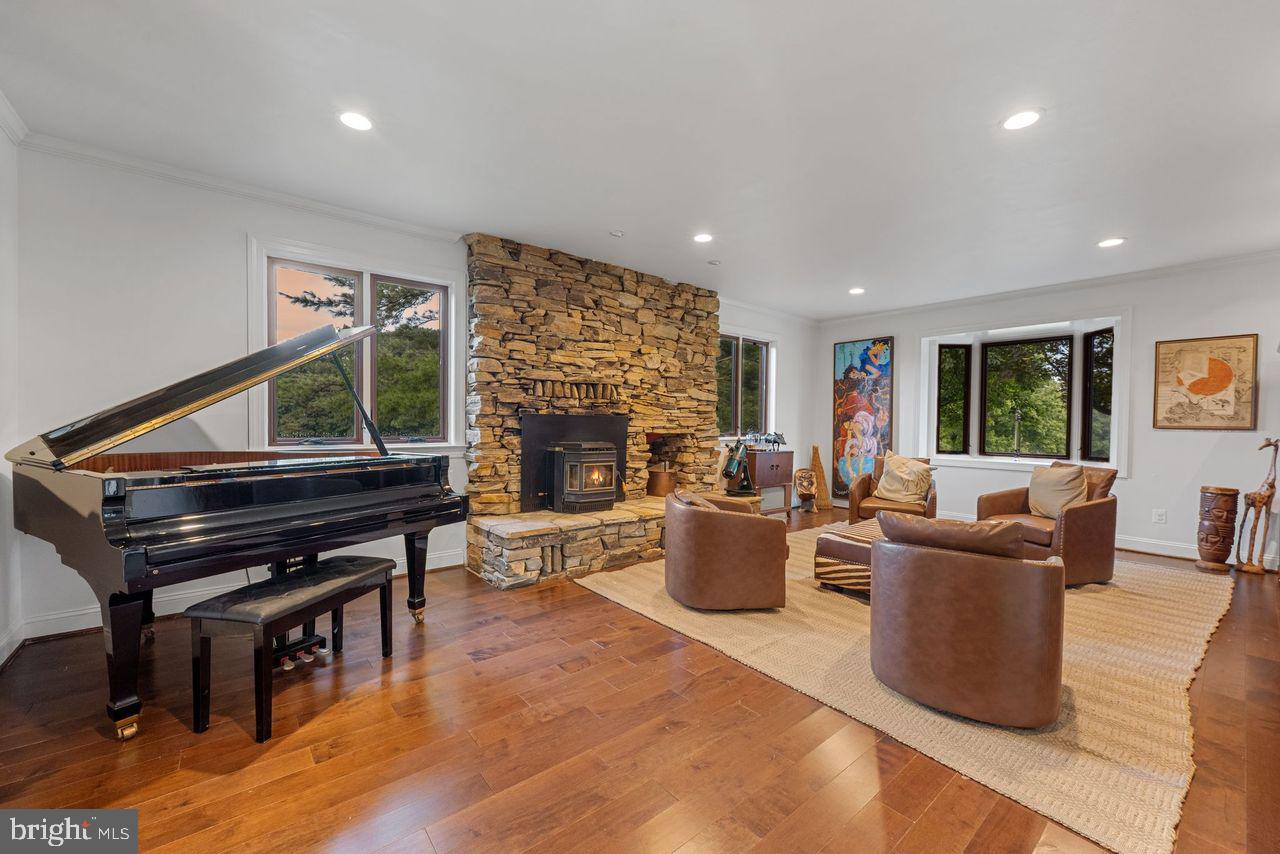 ARDEN VALLEY - Residential