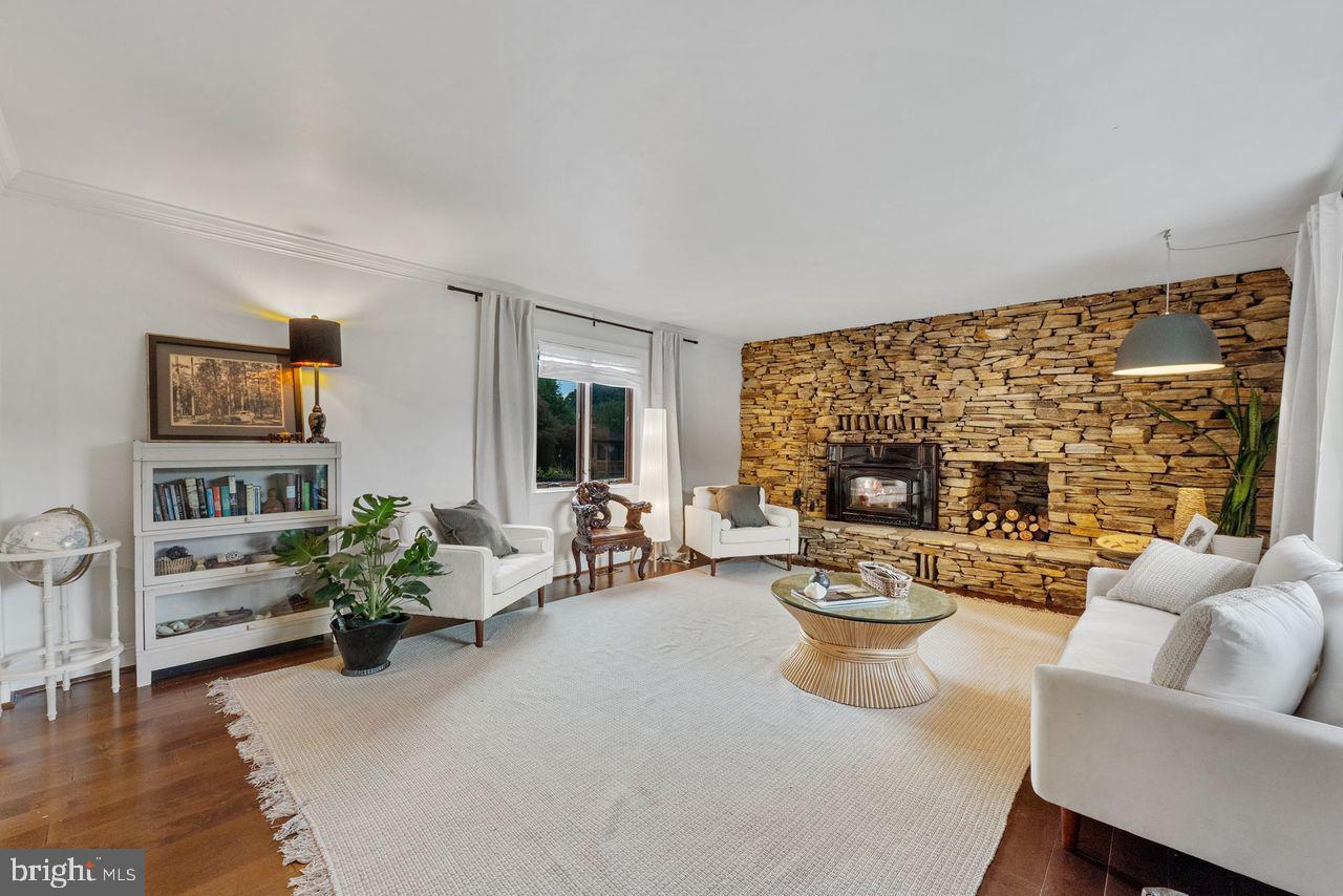 ARDEN VALLEY - Residential