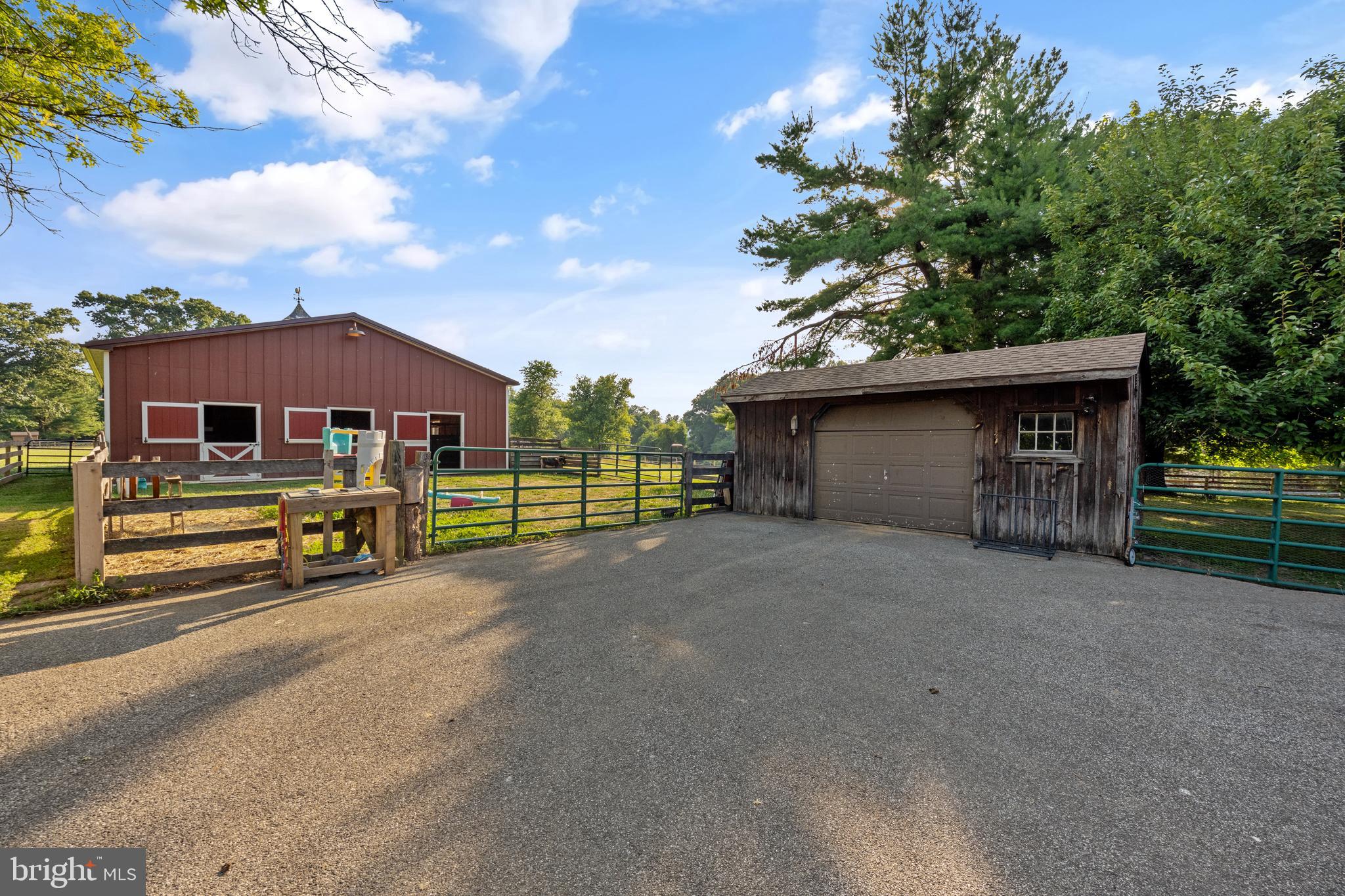 ARDEN VALLEY - Residential