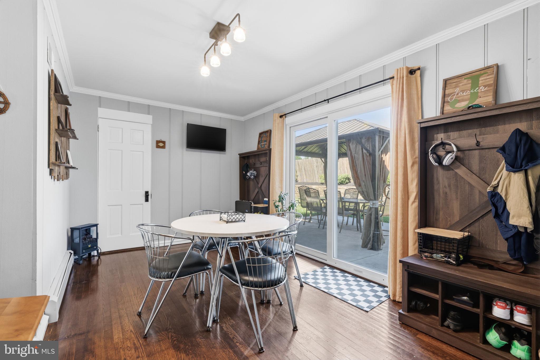JENKINTOWN MANOR - Residential