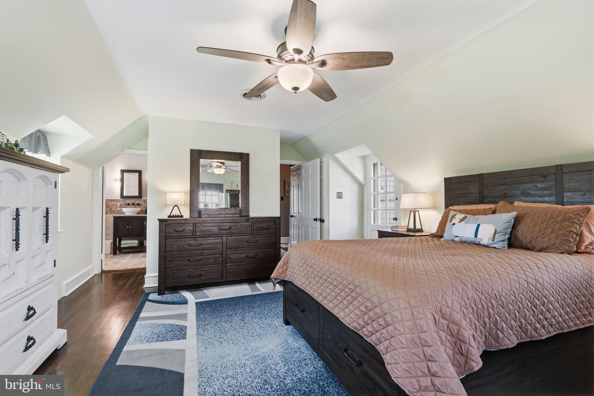 JENKINTOWN MANOR - Residential