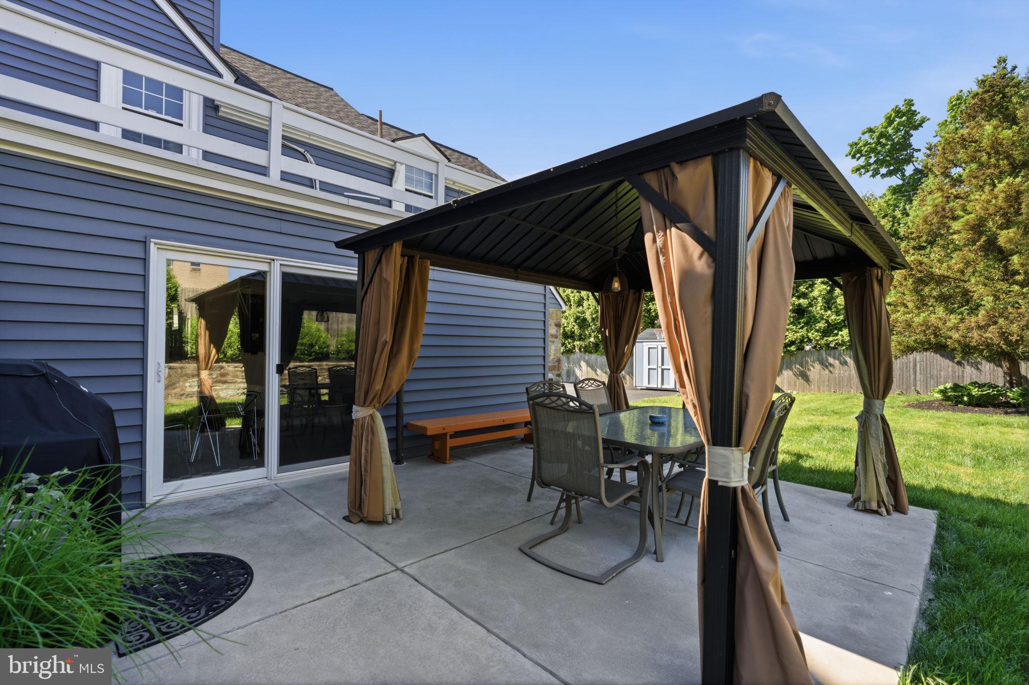 JENKINTOWN MANOR - Residential