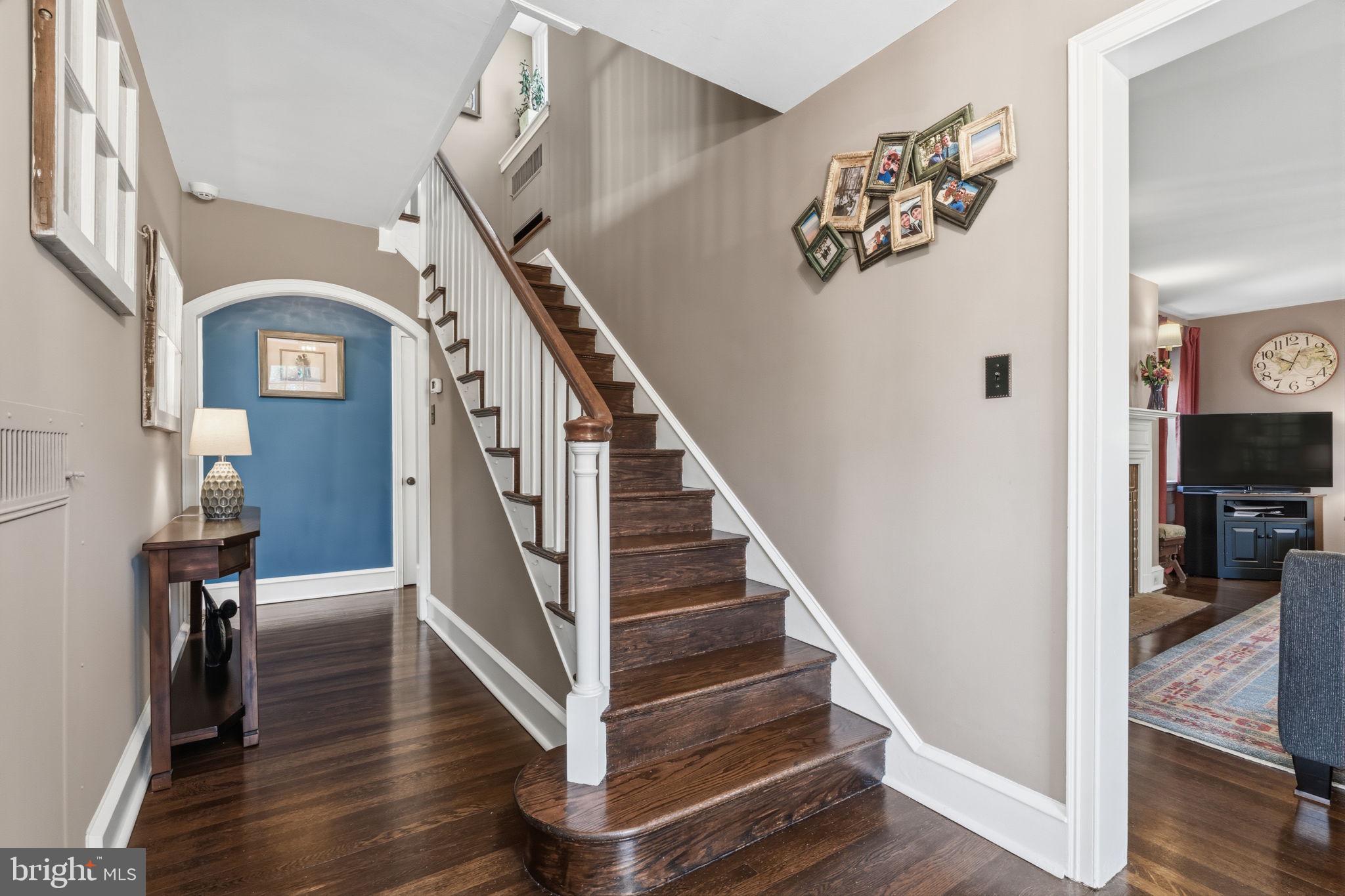 JENKINTOWN MANOR - Residential