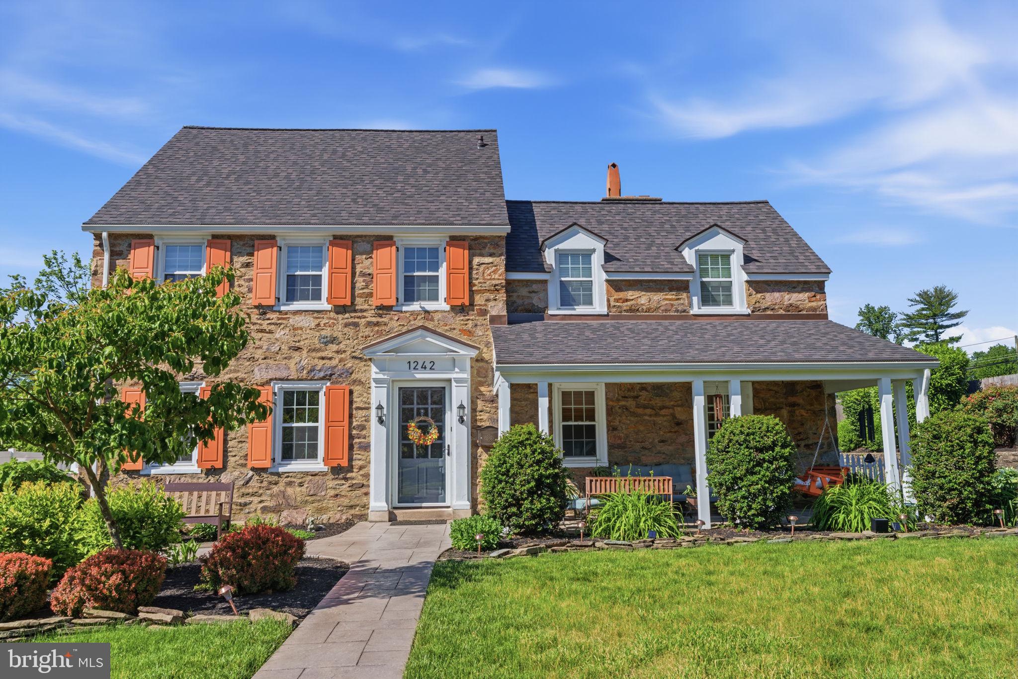 JENKINTOWN MANOR - Residential