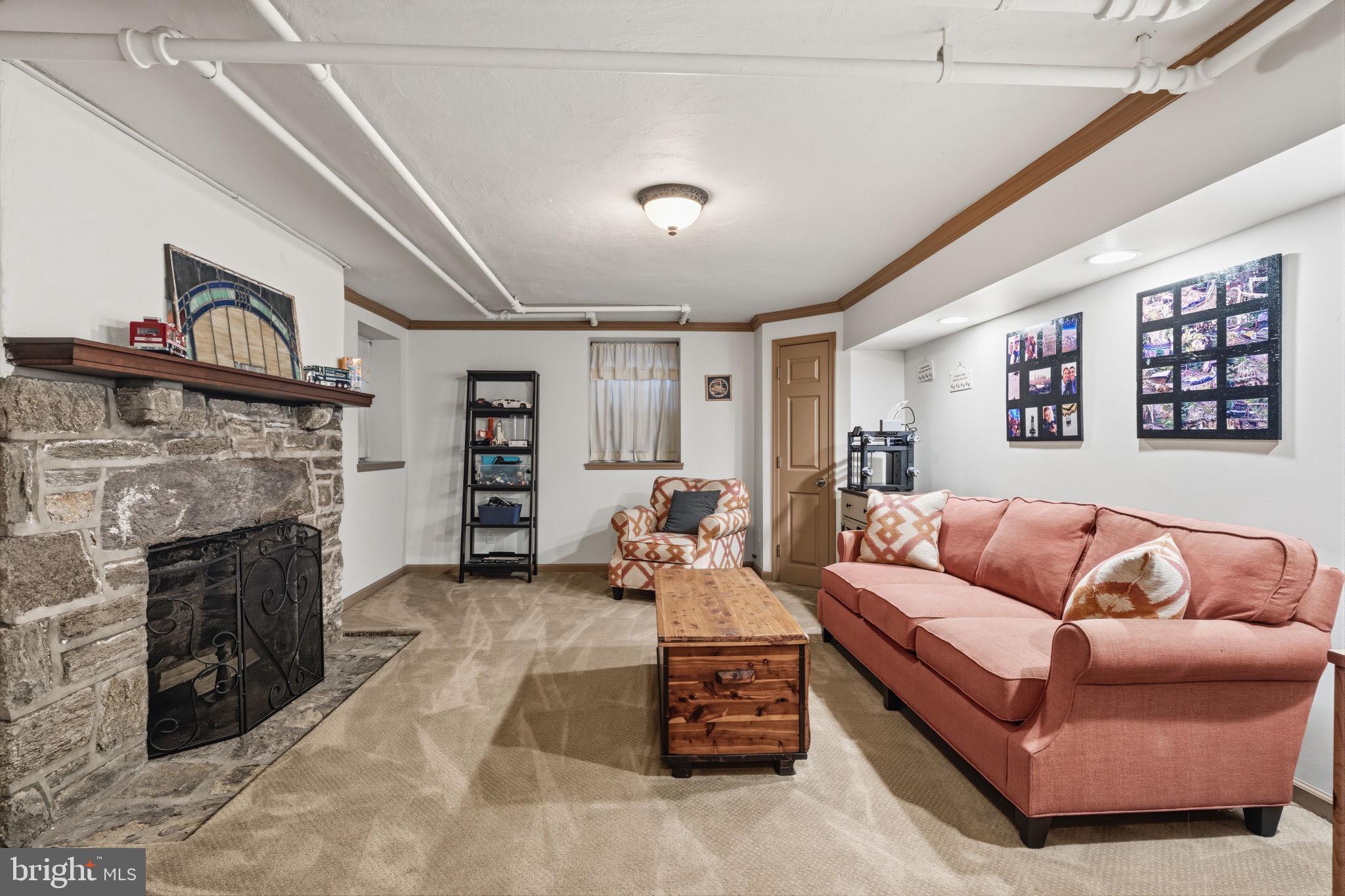 JENKINTOWN MANOR - Residential