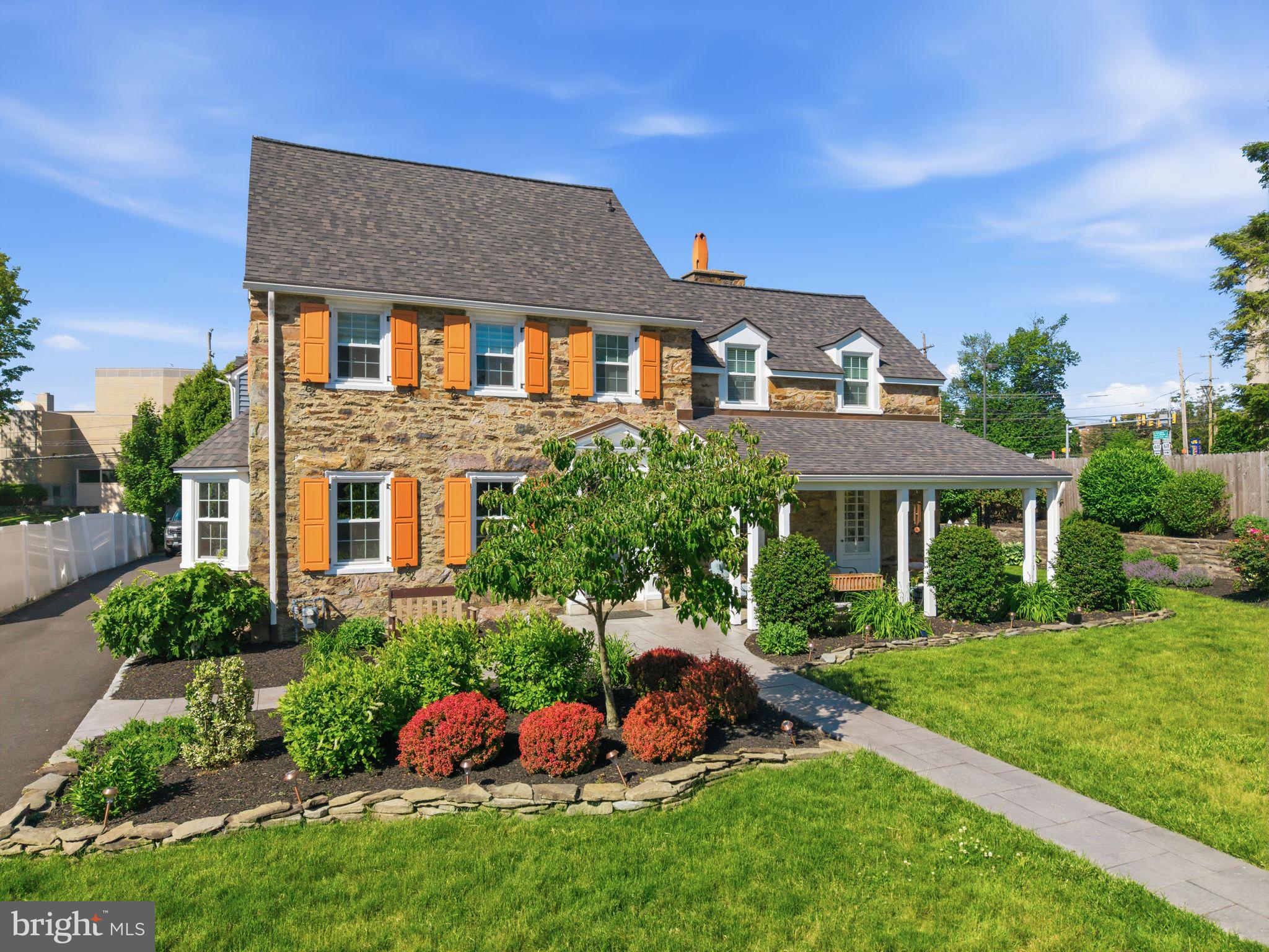 JENKINTOWN MANOR - Residential