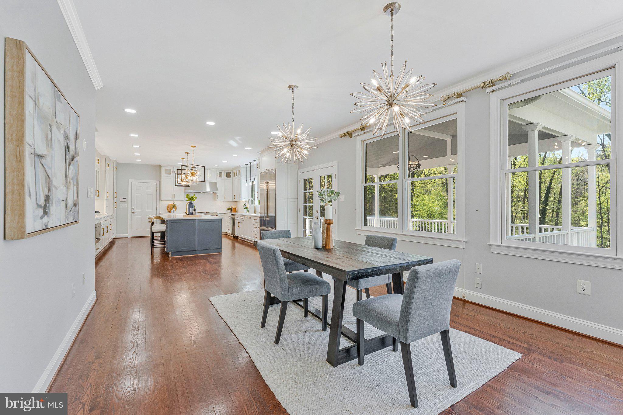 WOODSIDE ESTATES - Residential