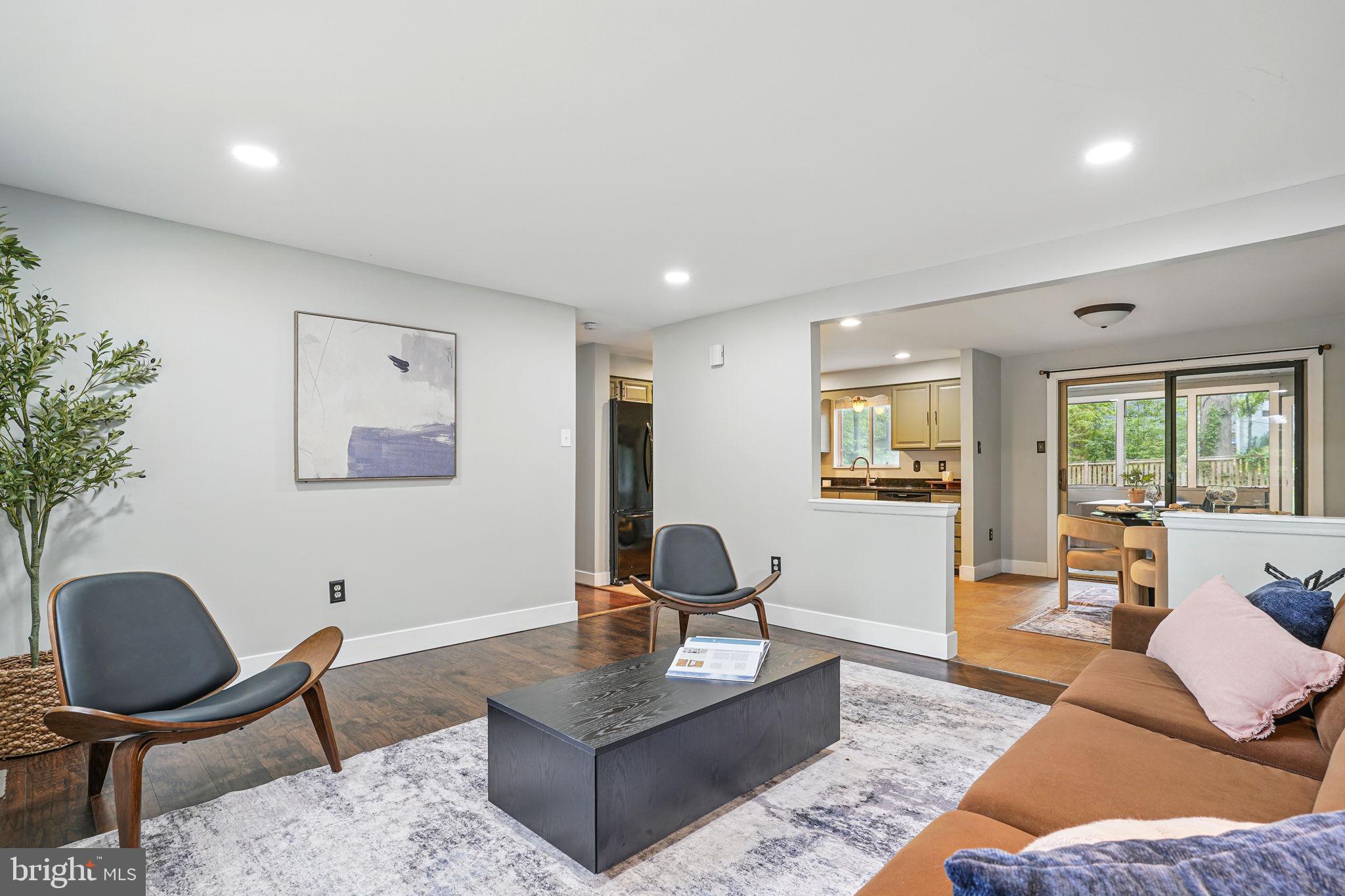 NEWPORT - Residential