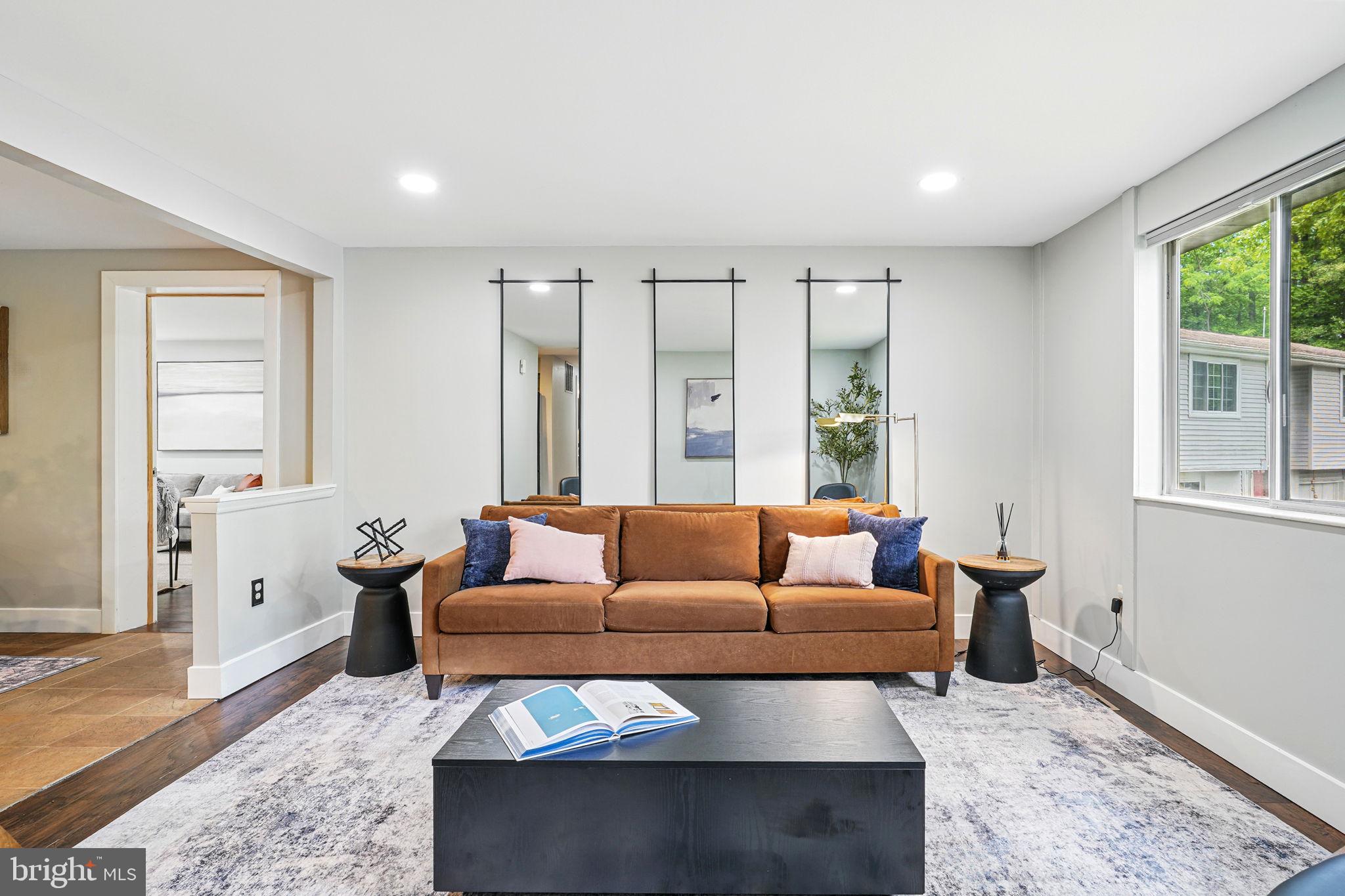 NEWPORT - Residential