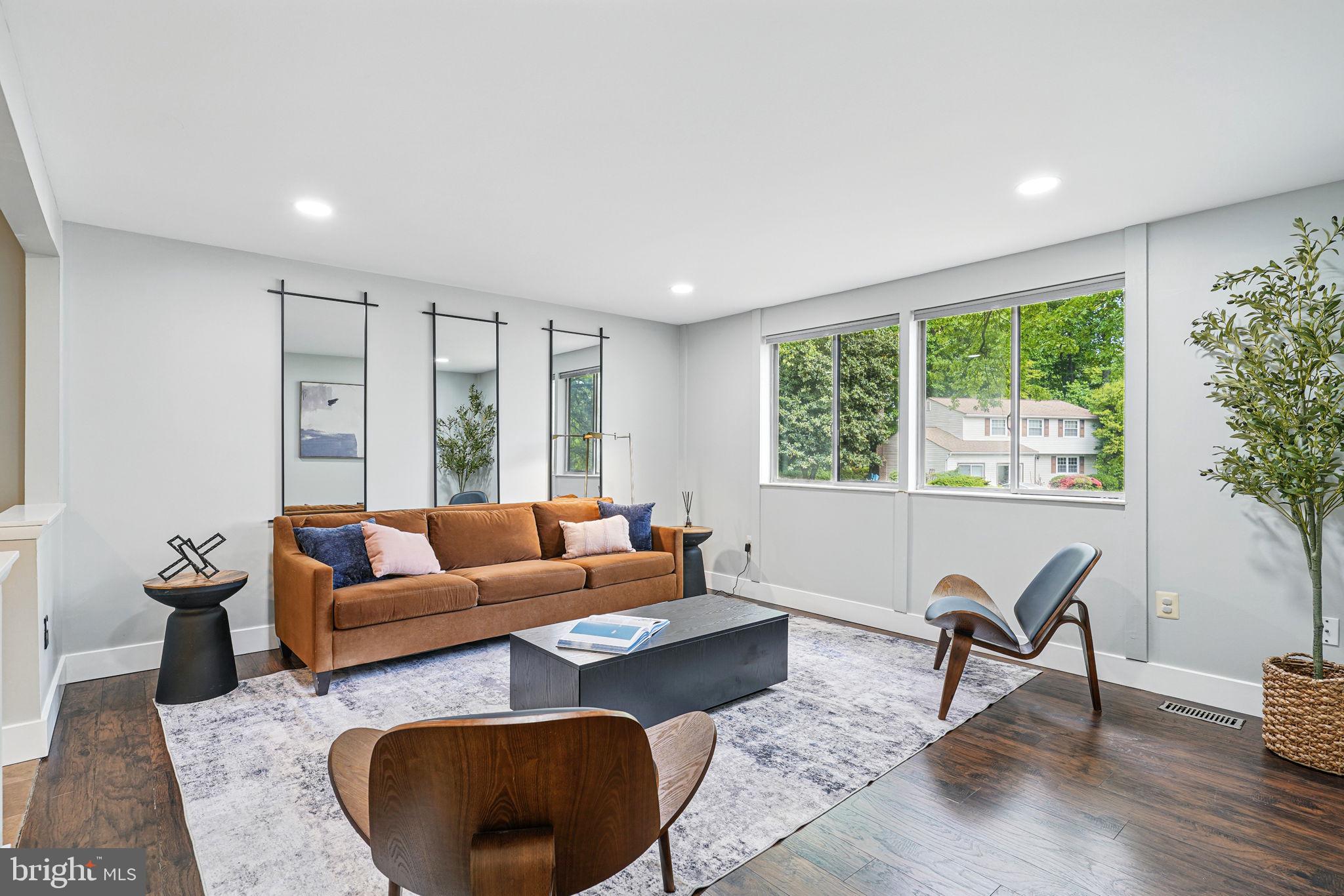 NEWPORT - Residential