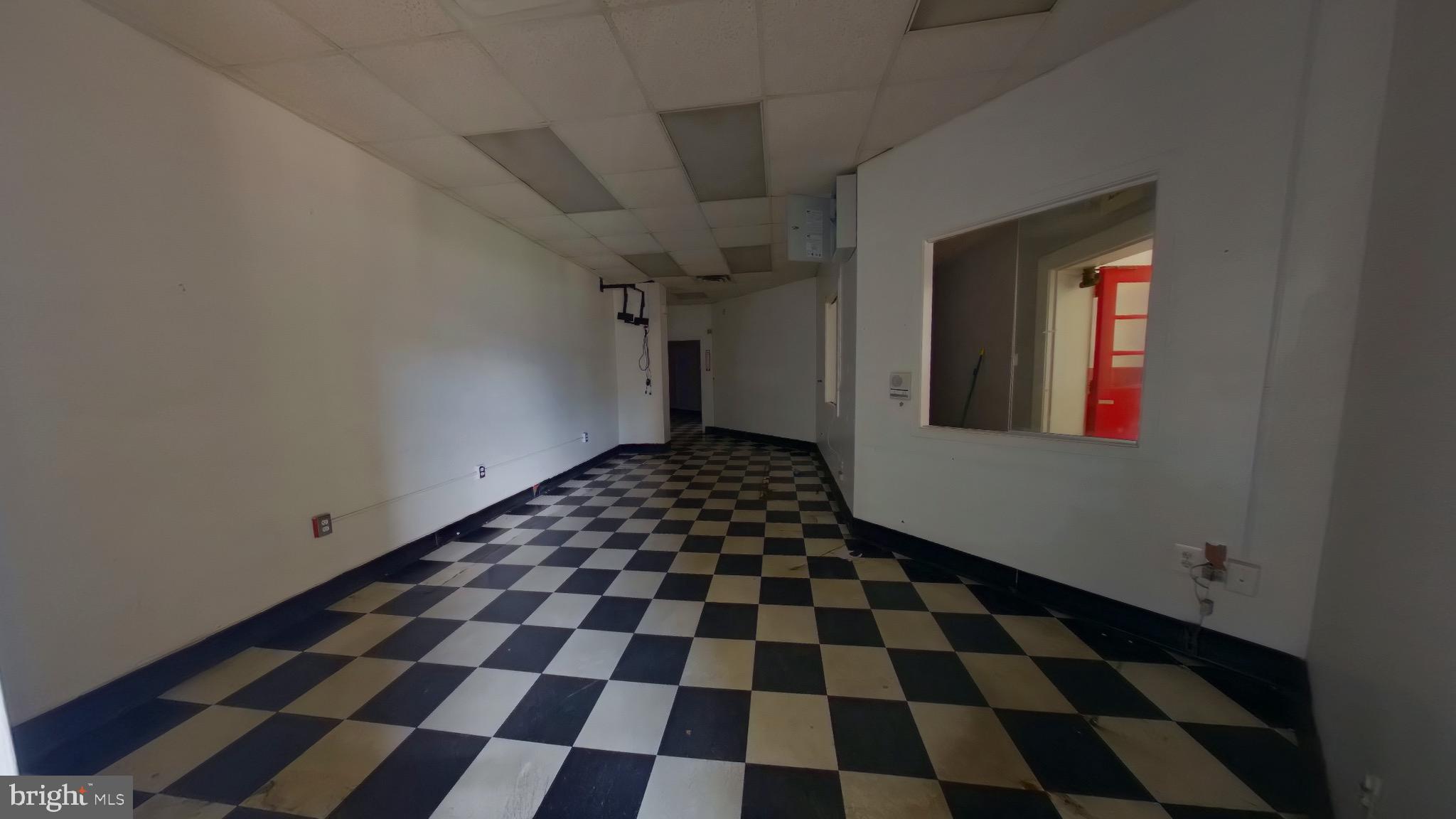WYNNEFIELD - Commercial Sale