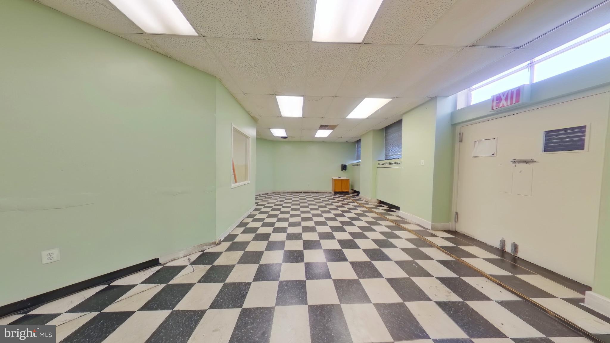 WYNNEFIELD - Commercial Sale