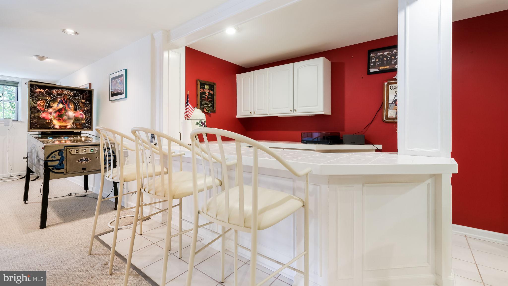 FOX HUNT ESTS - Residential