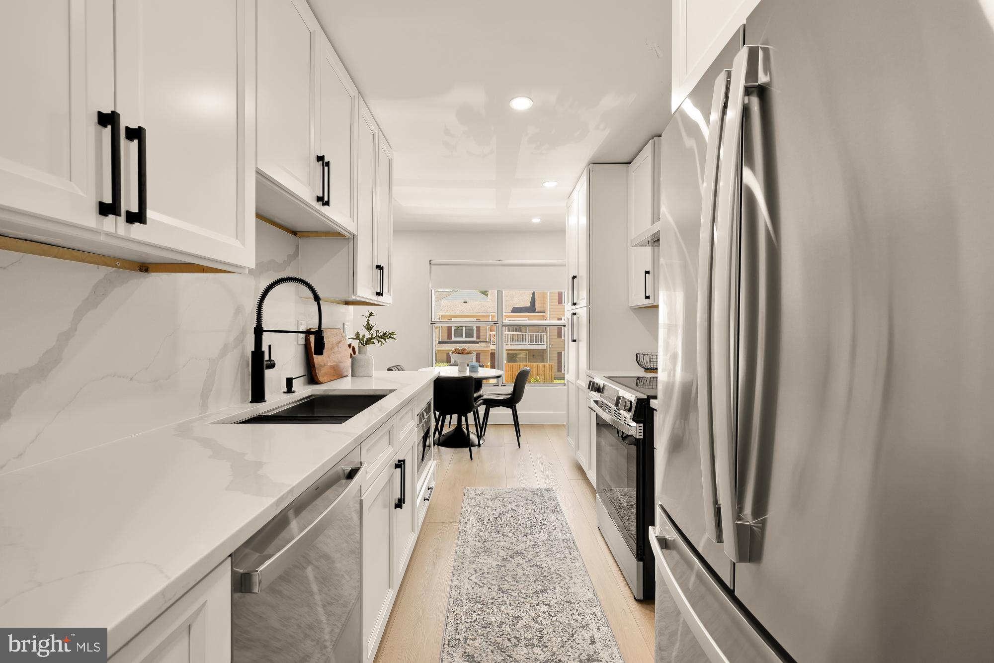 HOMELAND VILLAGE - Residential