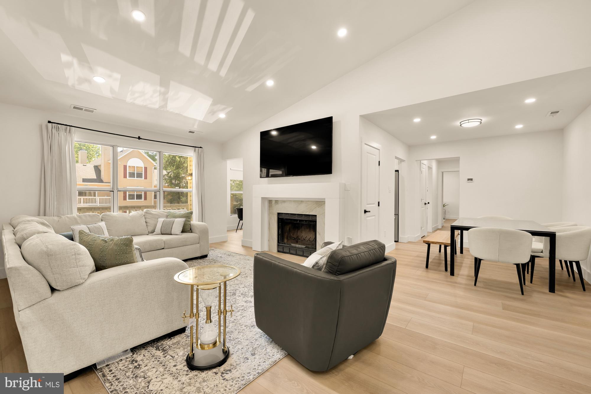HOMELAND VILLAGE - Residential