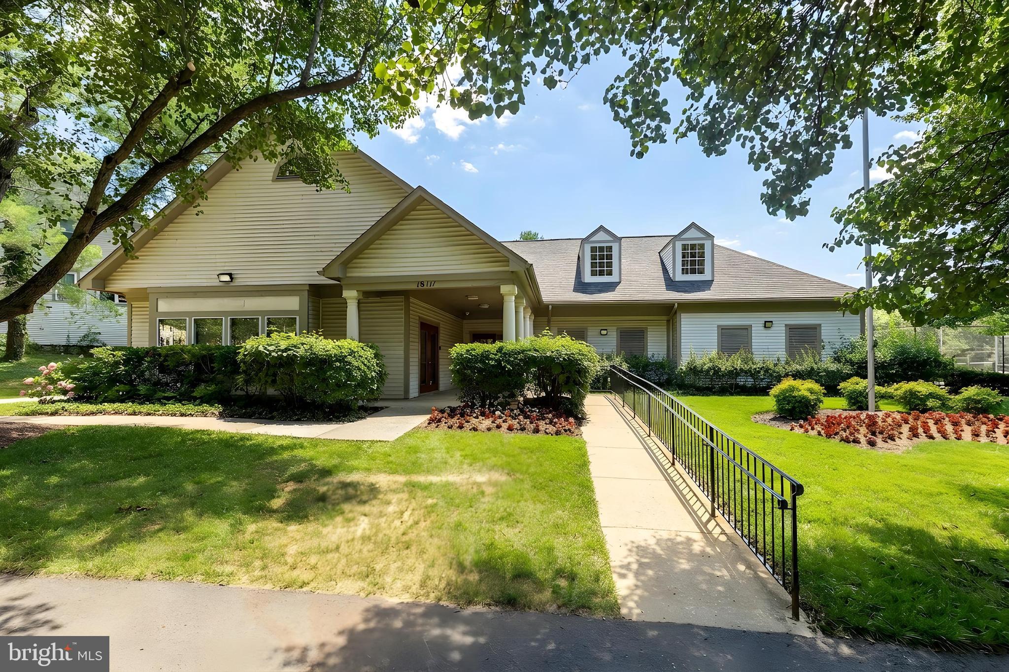 HOMELAND VILLAGE - Residential