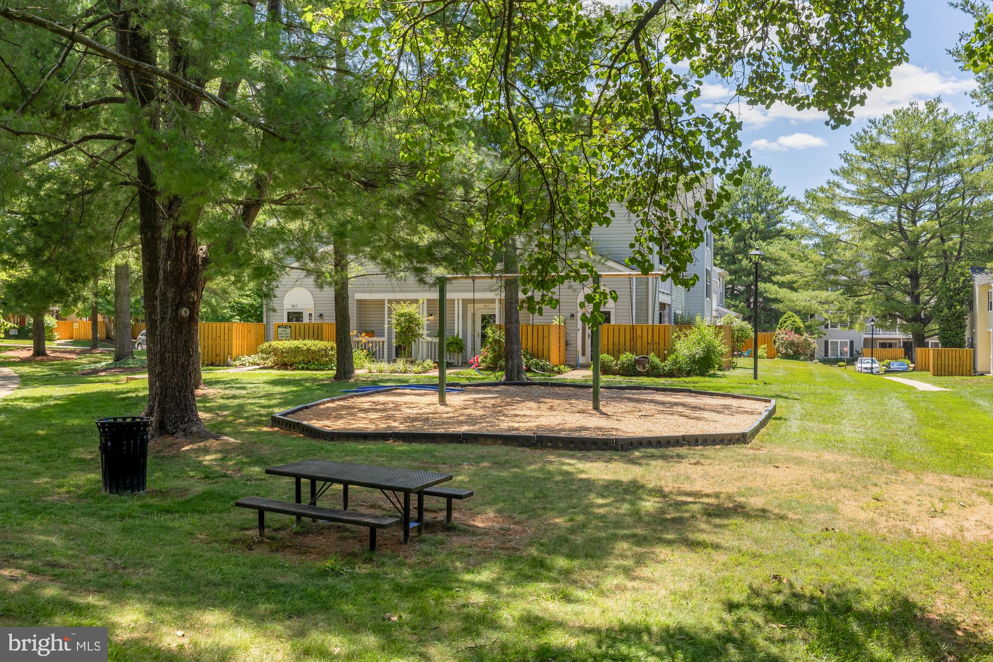 HOMELAND VILLAGE - Residential