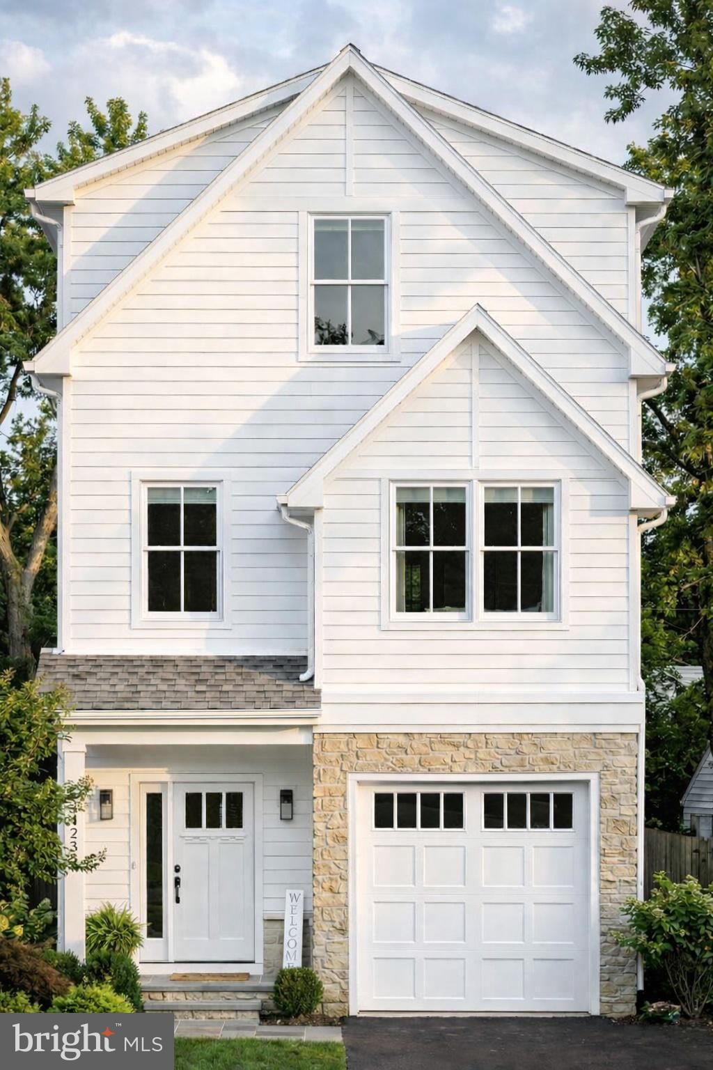 NEWTOWN HGTS - Residential