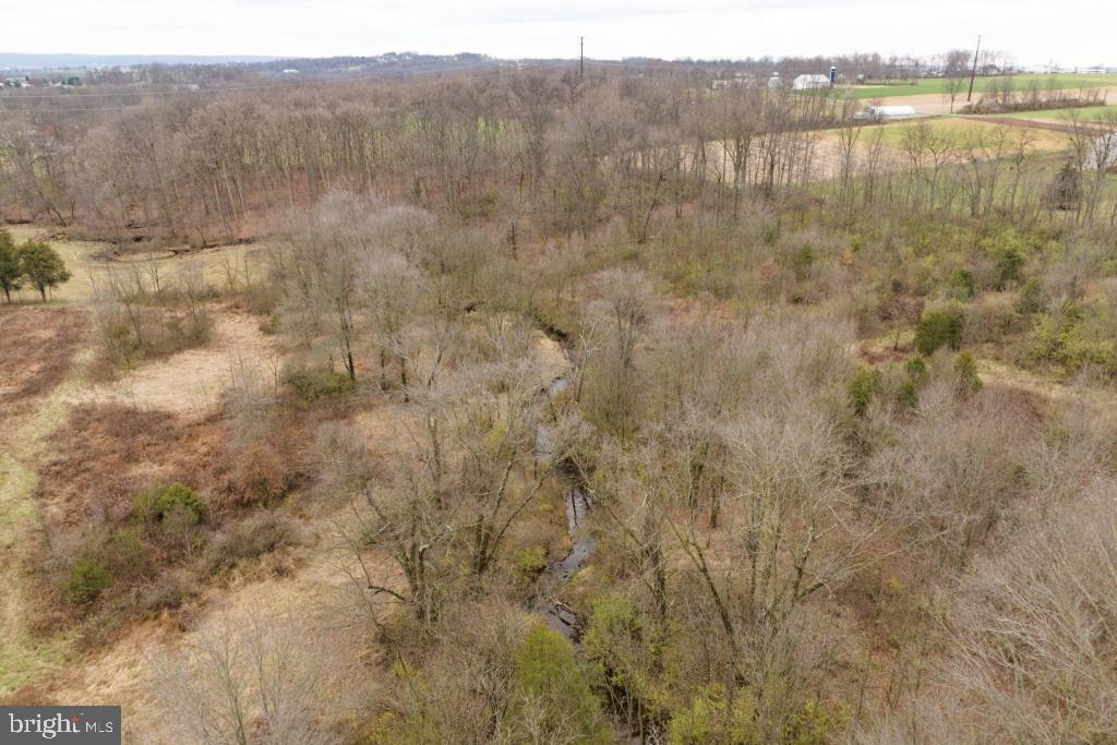 BRECKNOCK TOWNSHIP - Farm
