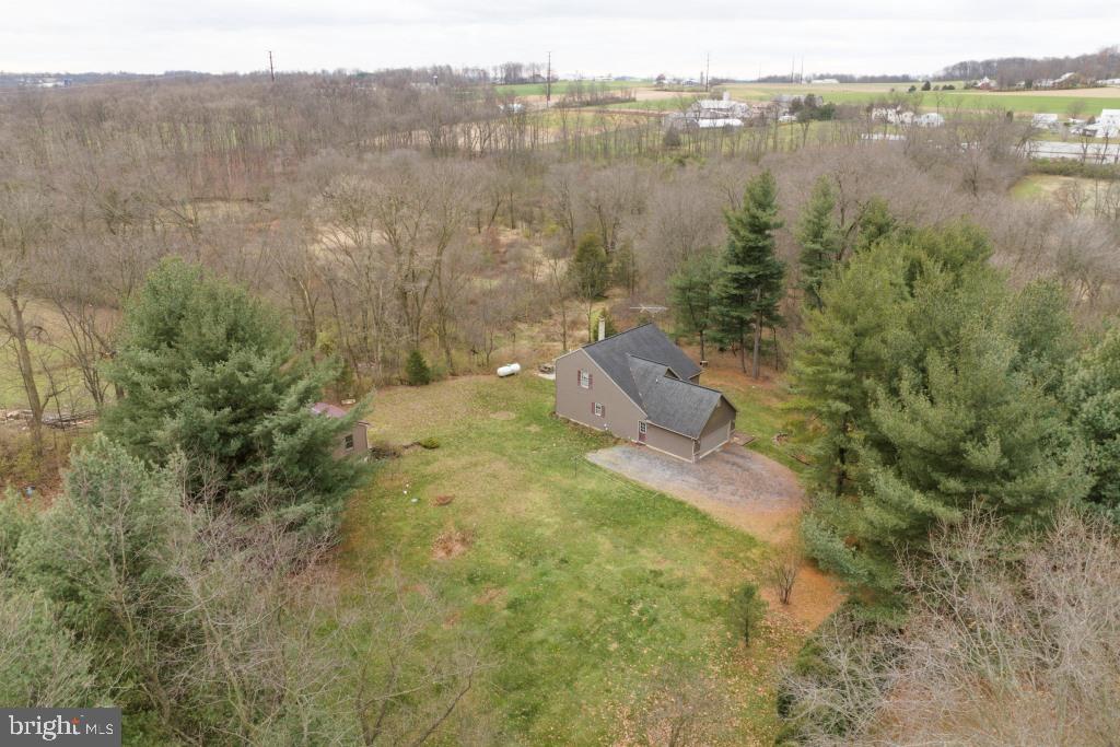 BRECKNOCK TOWNSHIP - Farm