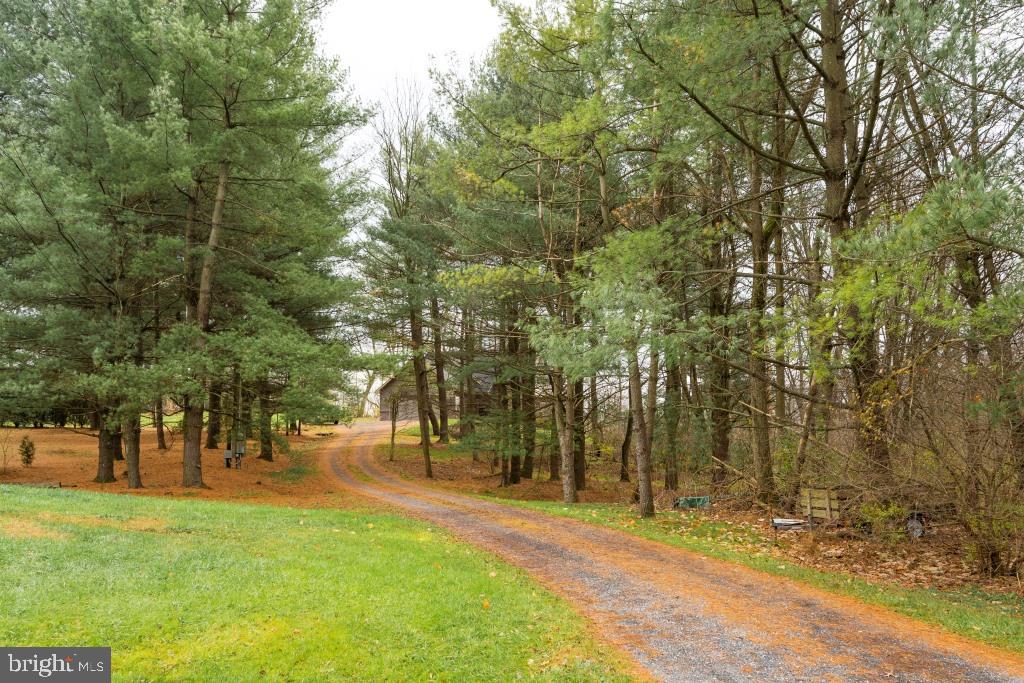 BRECKNOCK TOWNSHIP - Farm