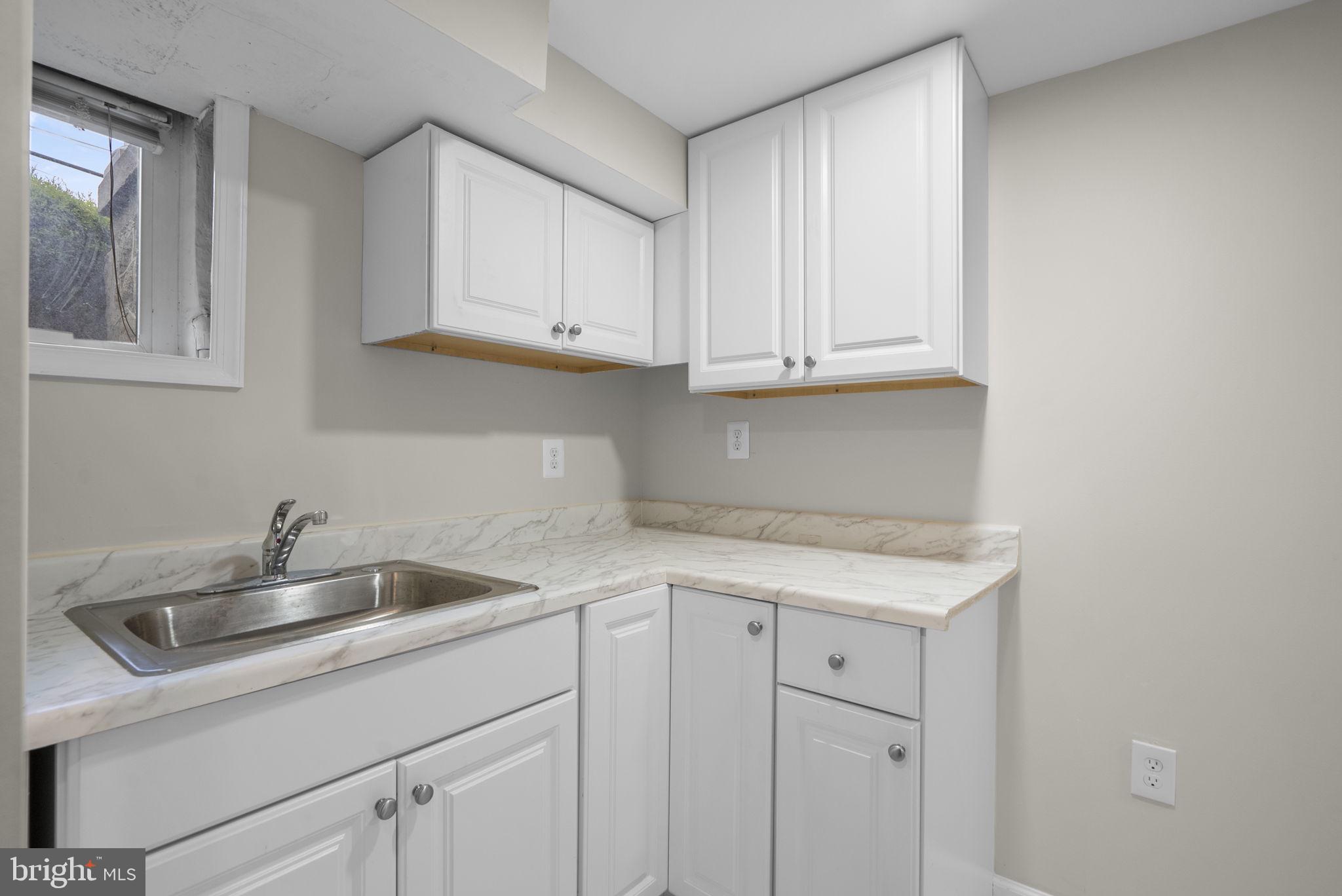 HALLIEWOOD - Residential