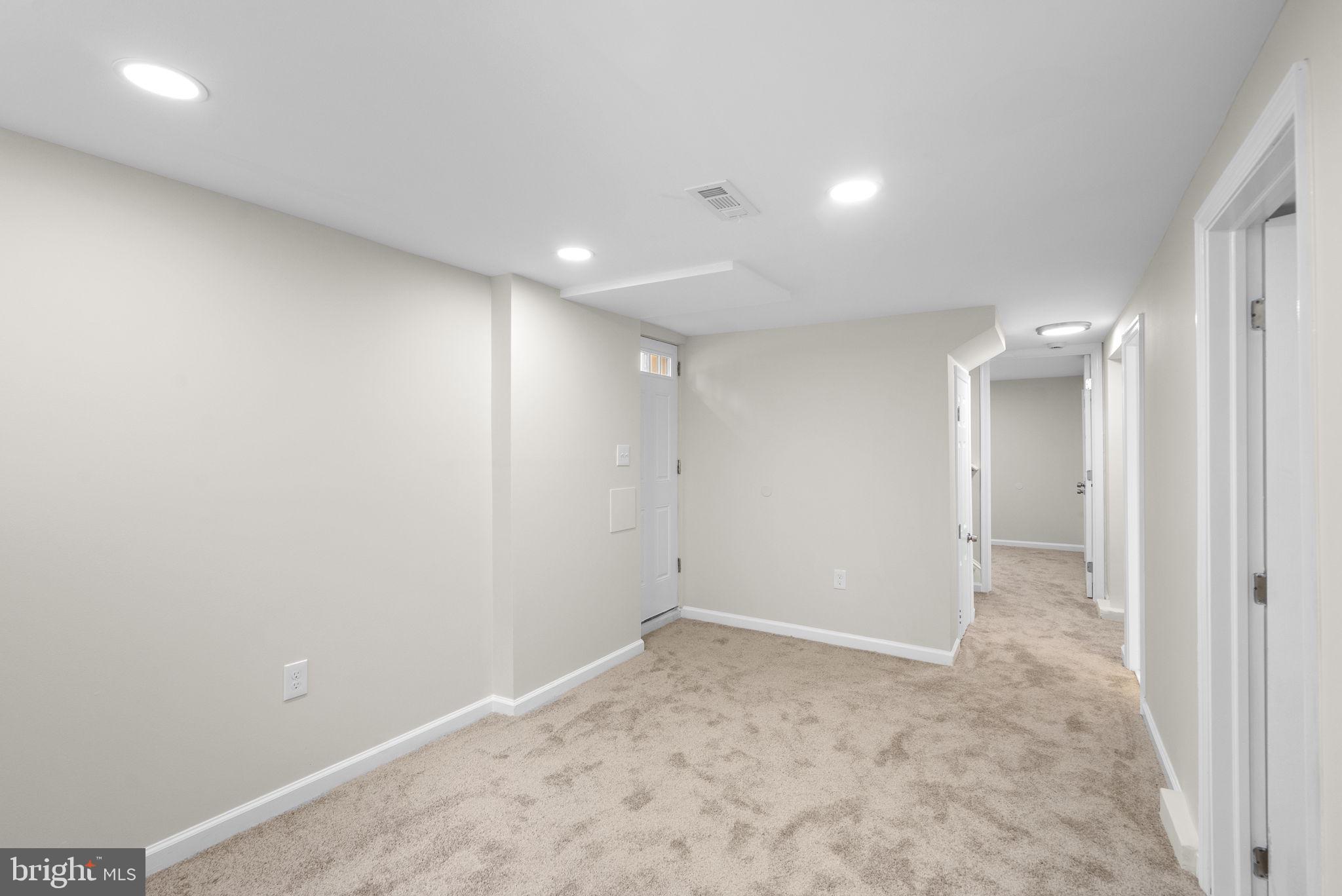 HALLIEWOOD - Residential