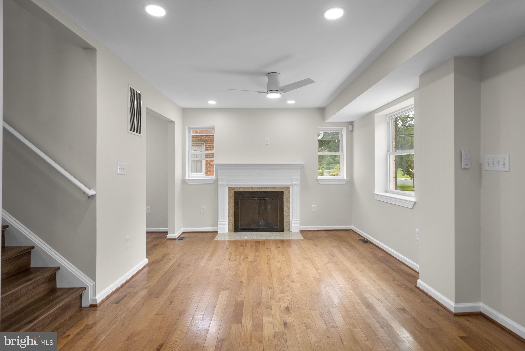 HALLIEWOOD - Residential
