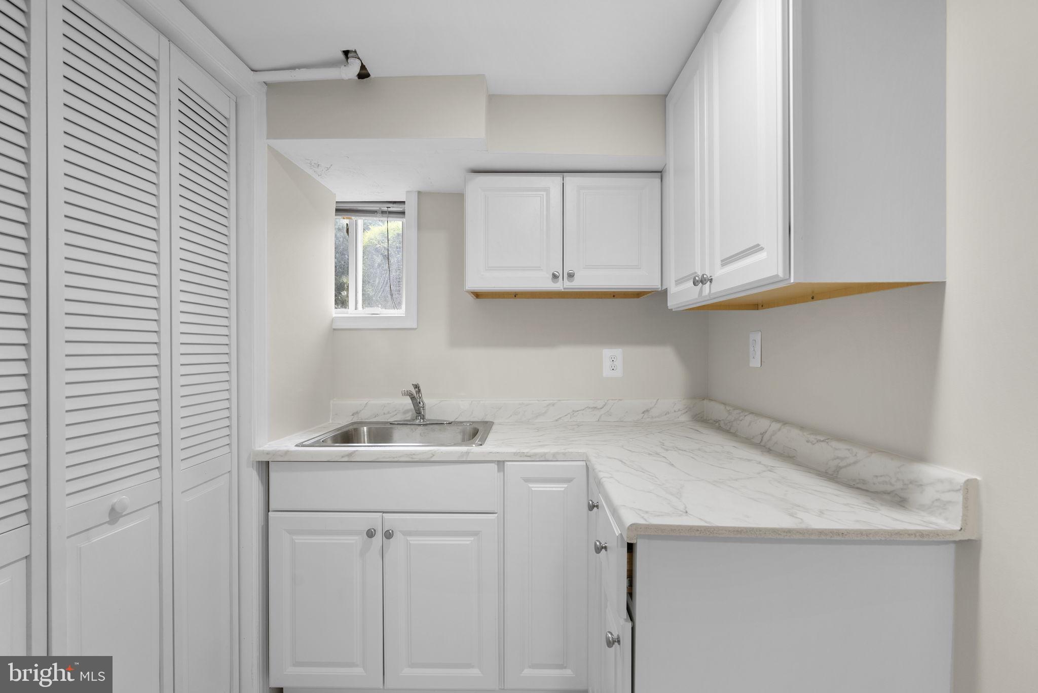 HALLIEWOOD - Residential