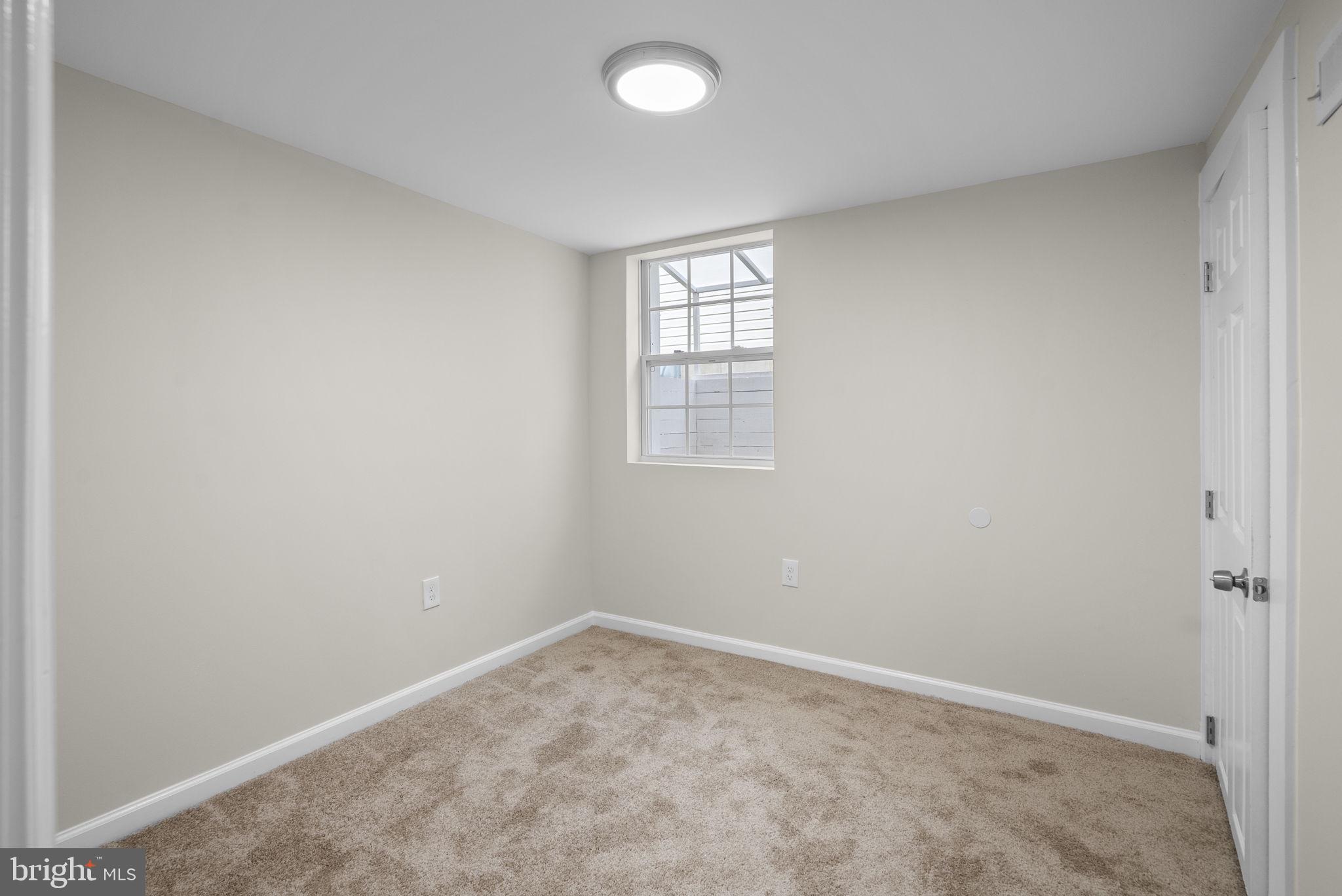 HALLIEWOOD - Residential