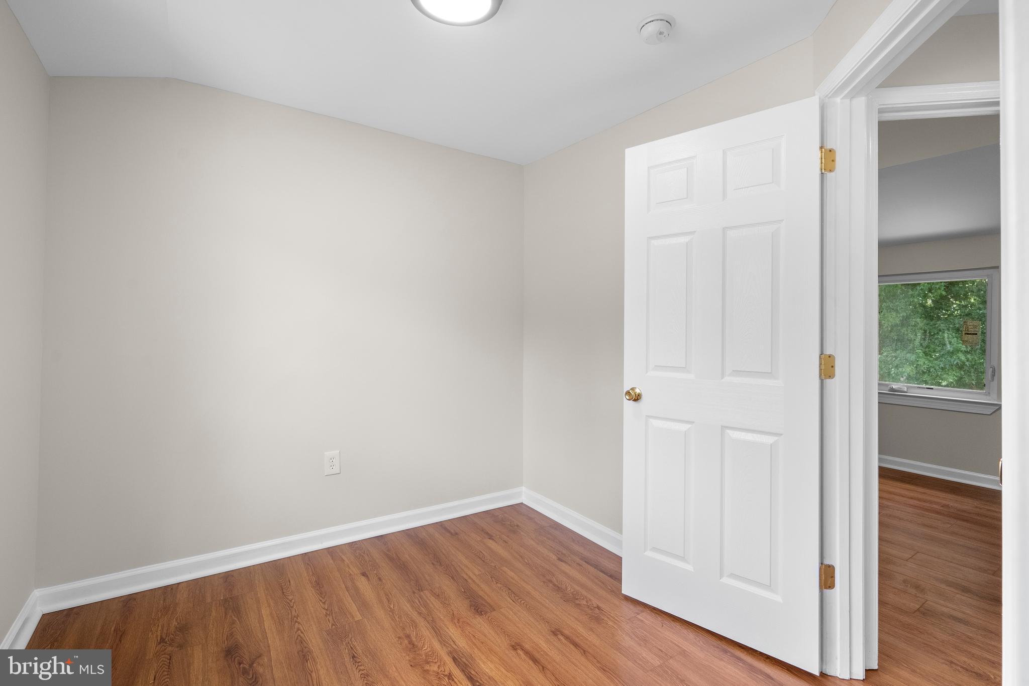 HALLIEWOOD - Residential