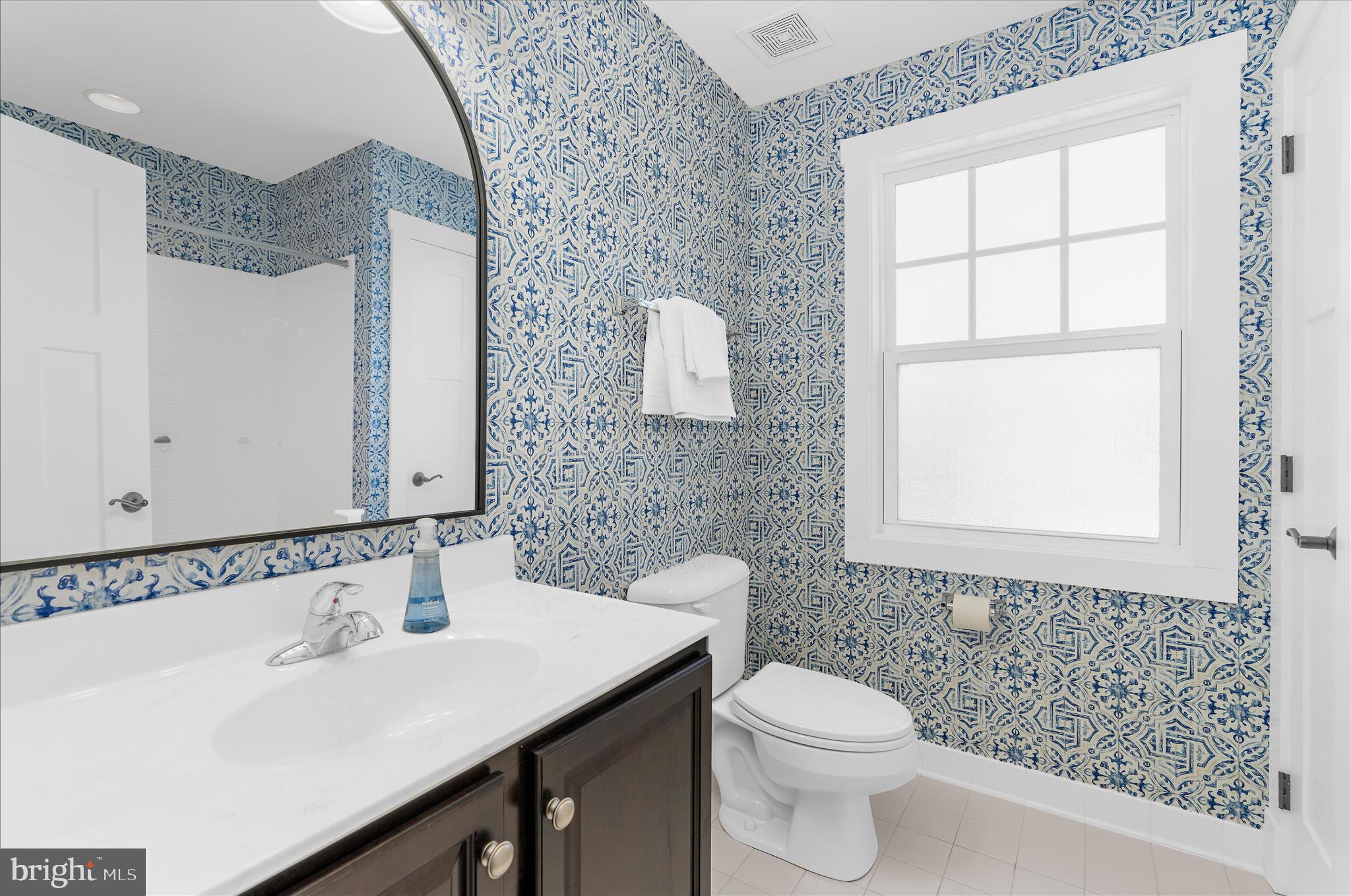 PONDVIEW - Residential