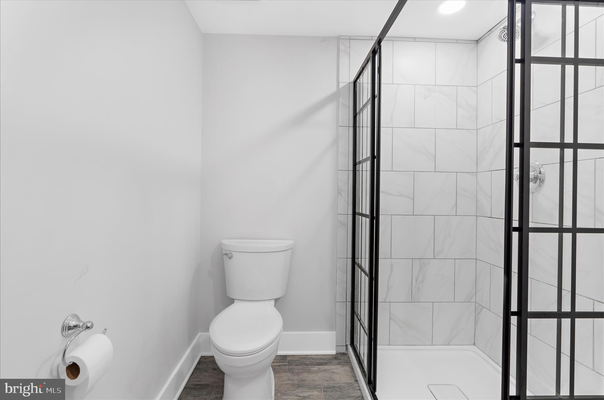 PONDVIEW - Residential