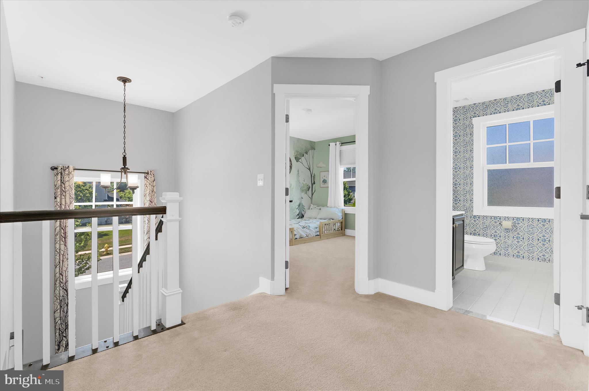 PONDVIEW - Residential