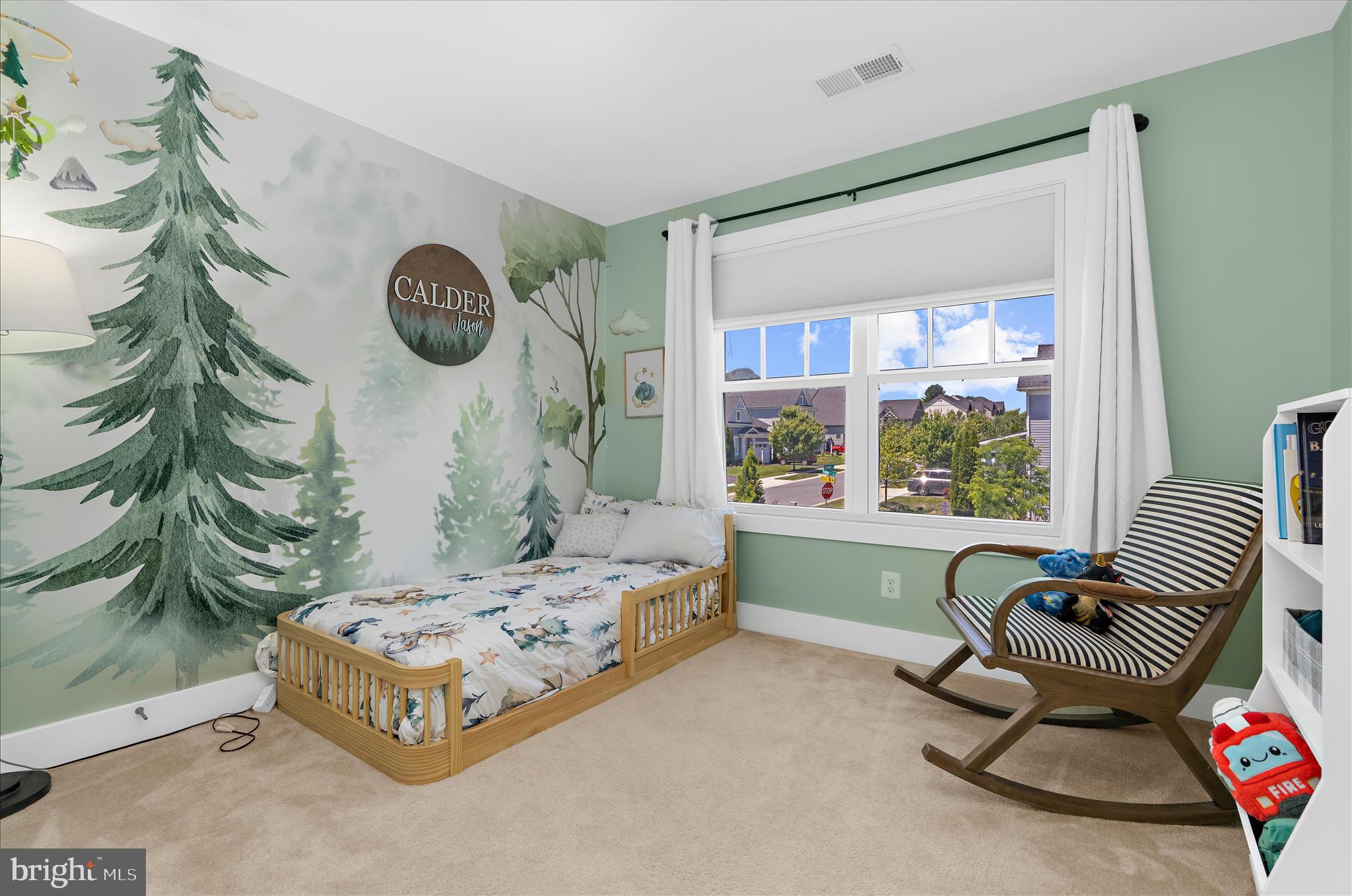 PONDVIEW - Residential