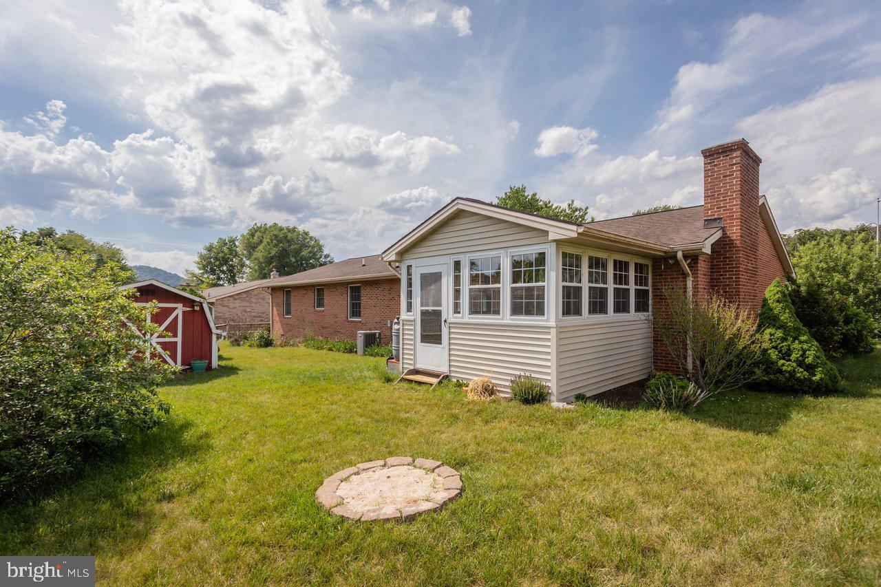 BELMONT ESTATES - Residential