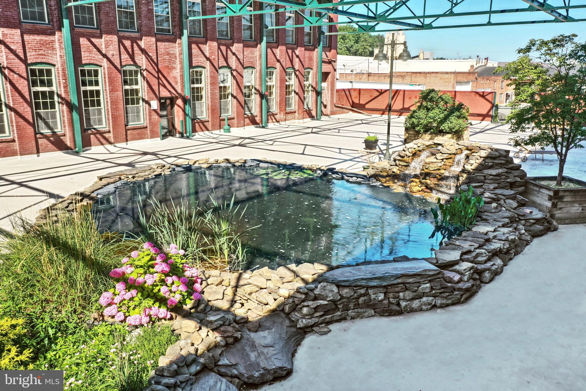 THE AVENUES - Residential