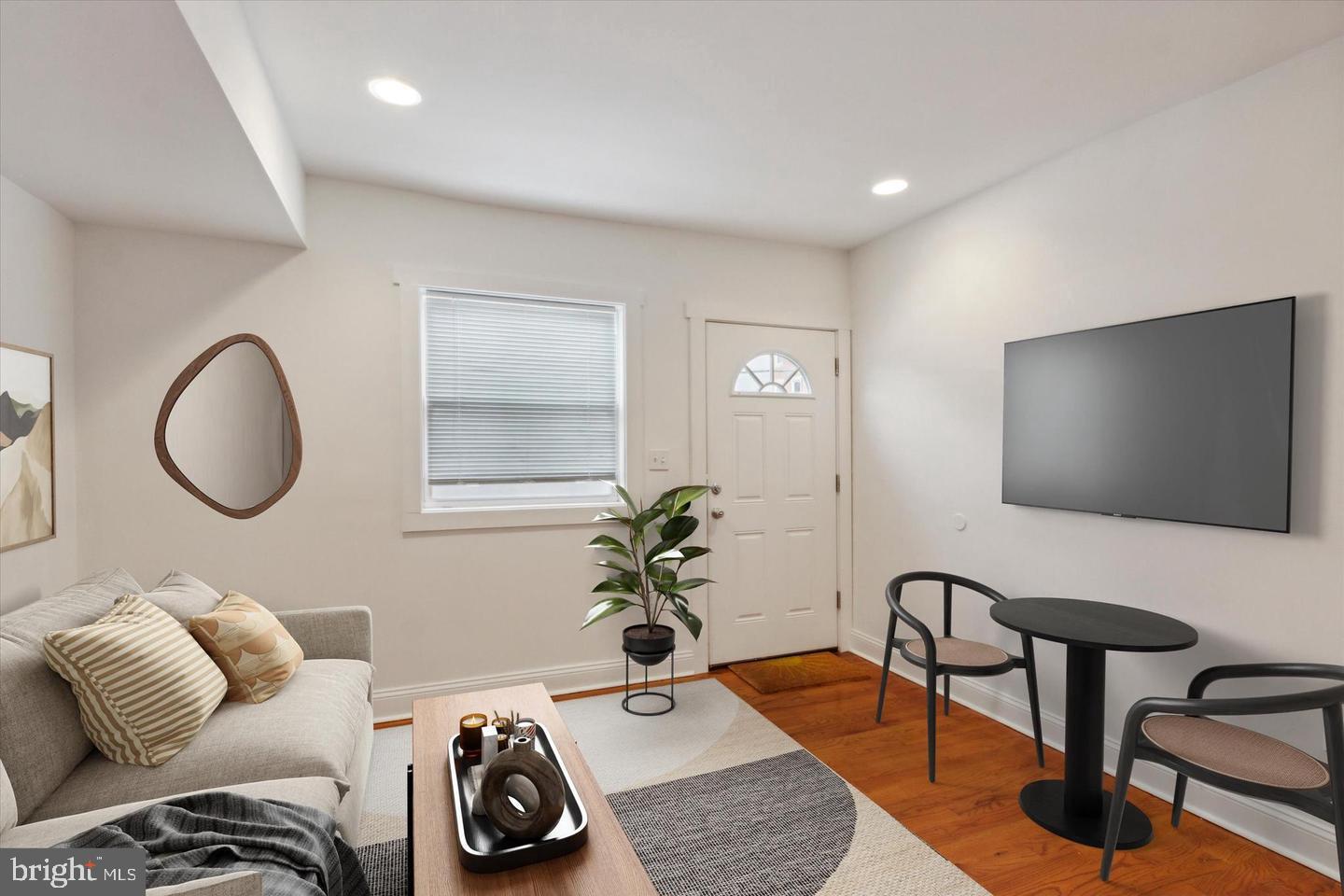 OLDE KENSINGTON - Residential