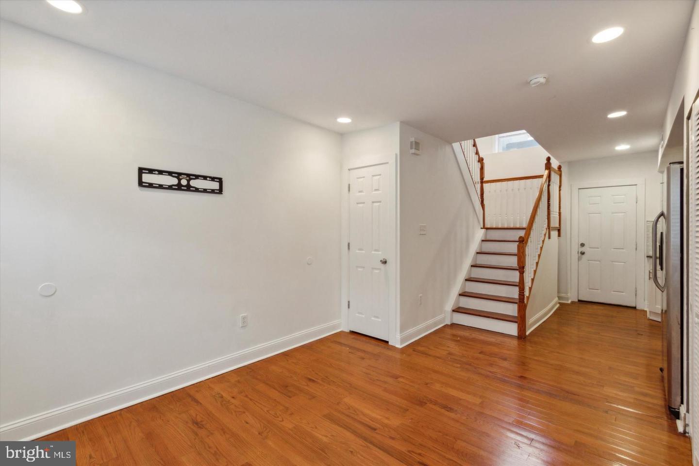 OLDE KENSINGTON - Residential