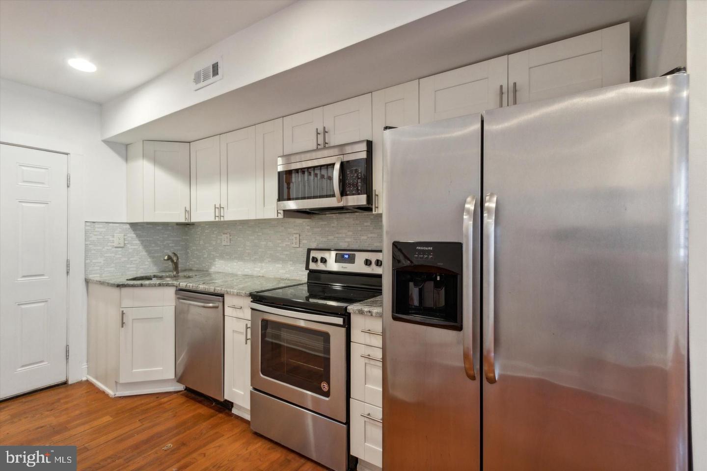 OLDE KENSINGTON - Residential